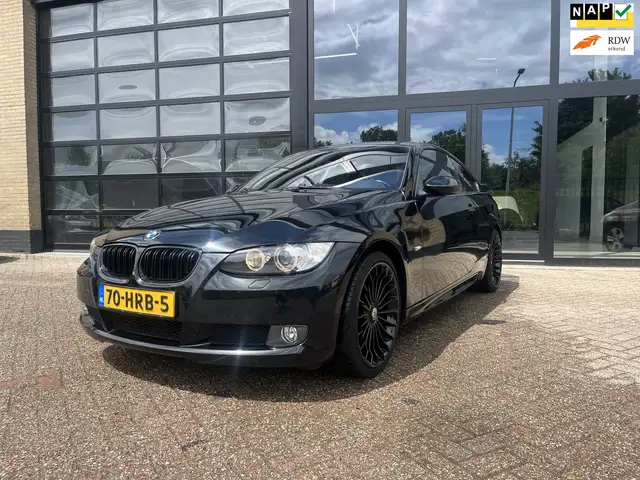 BMW 325 3-serie Coupé 325i , Navi, Leer/stof, NL-Auto