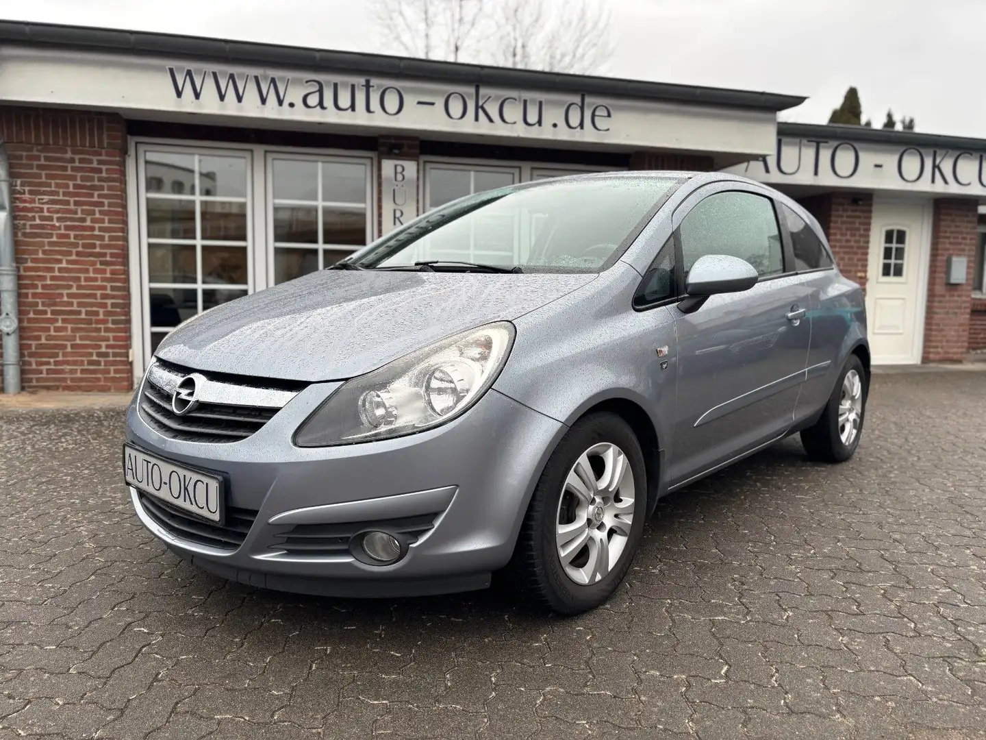 Opel Corsa D Edition 111 Jahre  AUTOMATIK / HU:06/26 Silber - 1