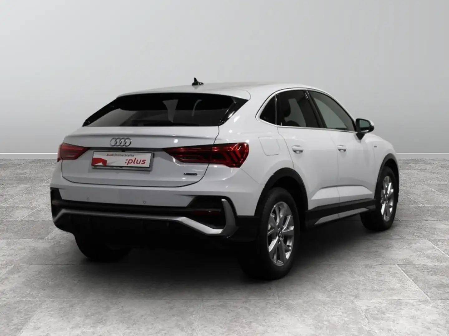 Audi Q3 Sportback 40 2.0 tdi S Line Edition quattro 200cv Blanc - 2