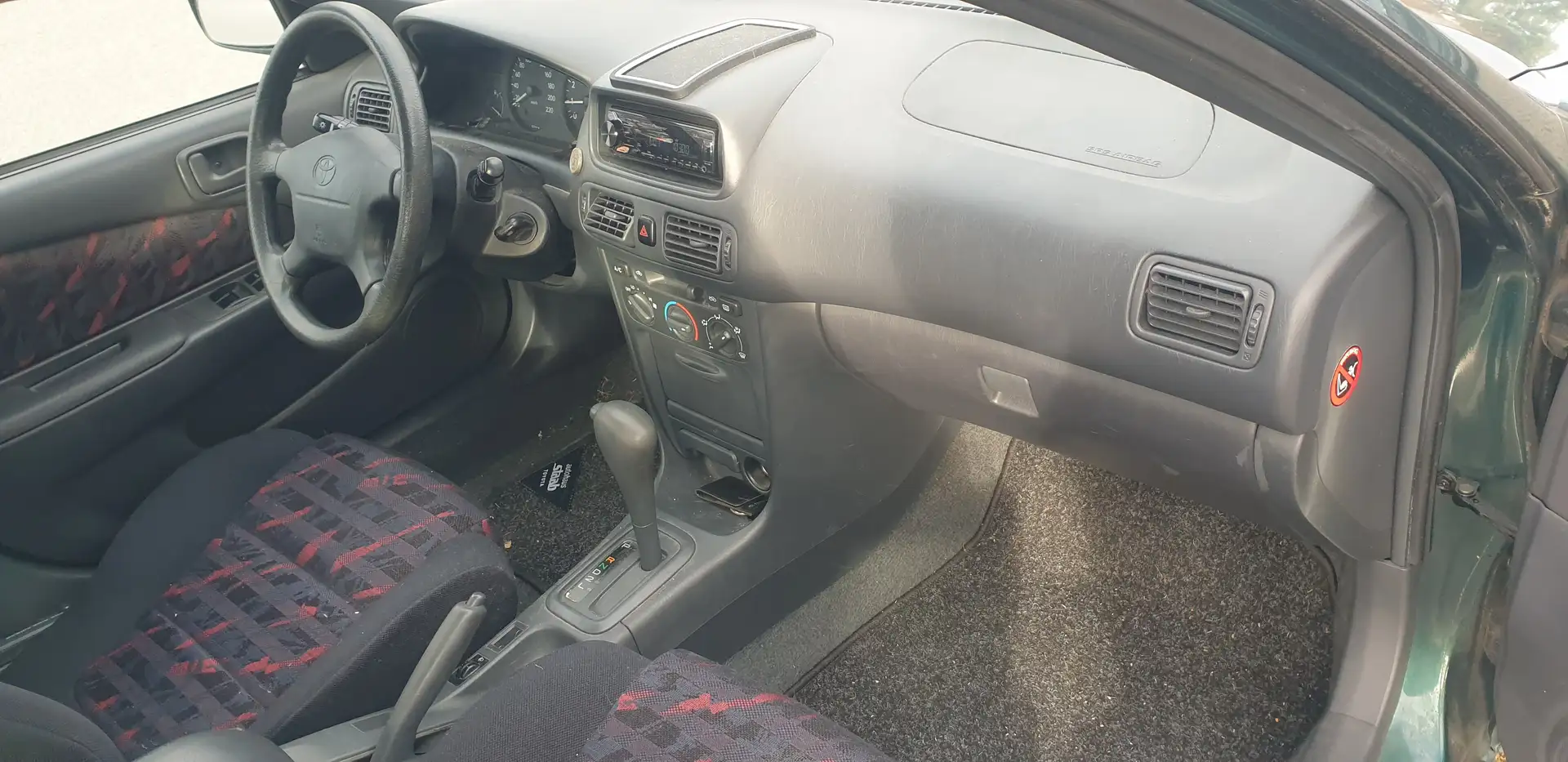 Toyota Corolla 1.6 linea luna limited Groen - 1