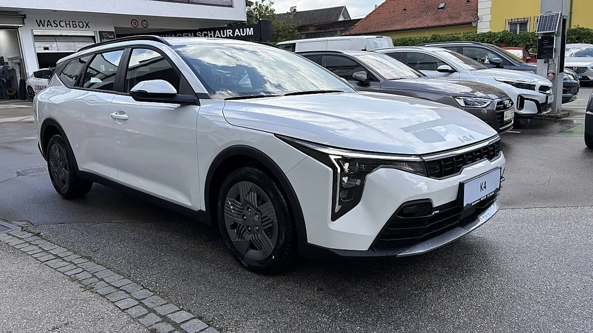Kia K4 Kombi 1,0 TGDI Titan +P1 Weiß - 2