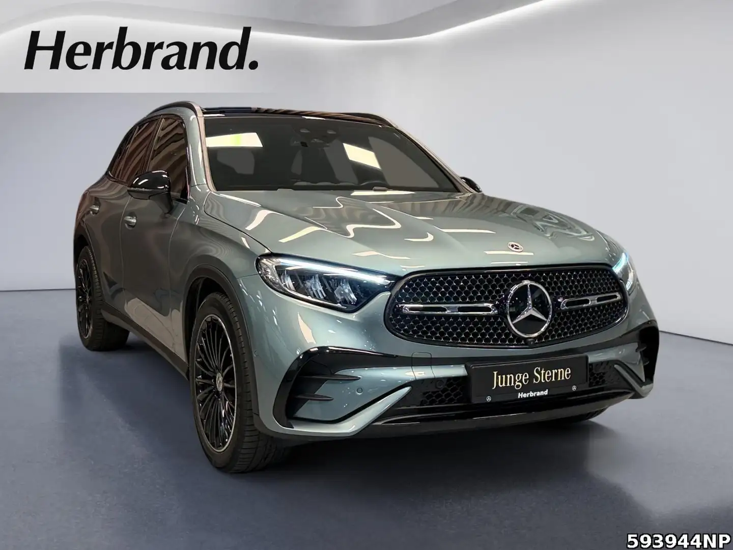 Mercedes-Benz GLC 300 4M AMG  Night Pano AHK 360° DISTRONIC . Argento - 2