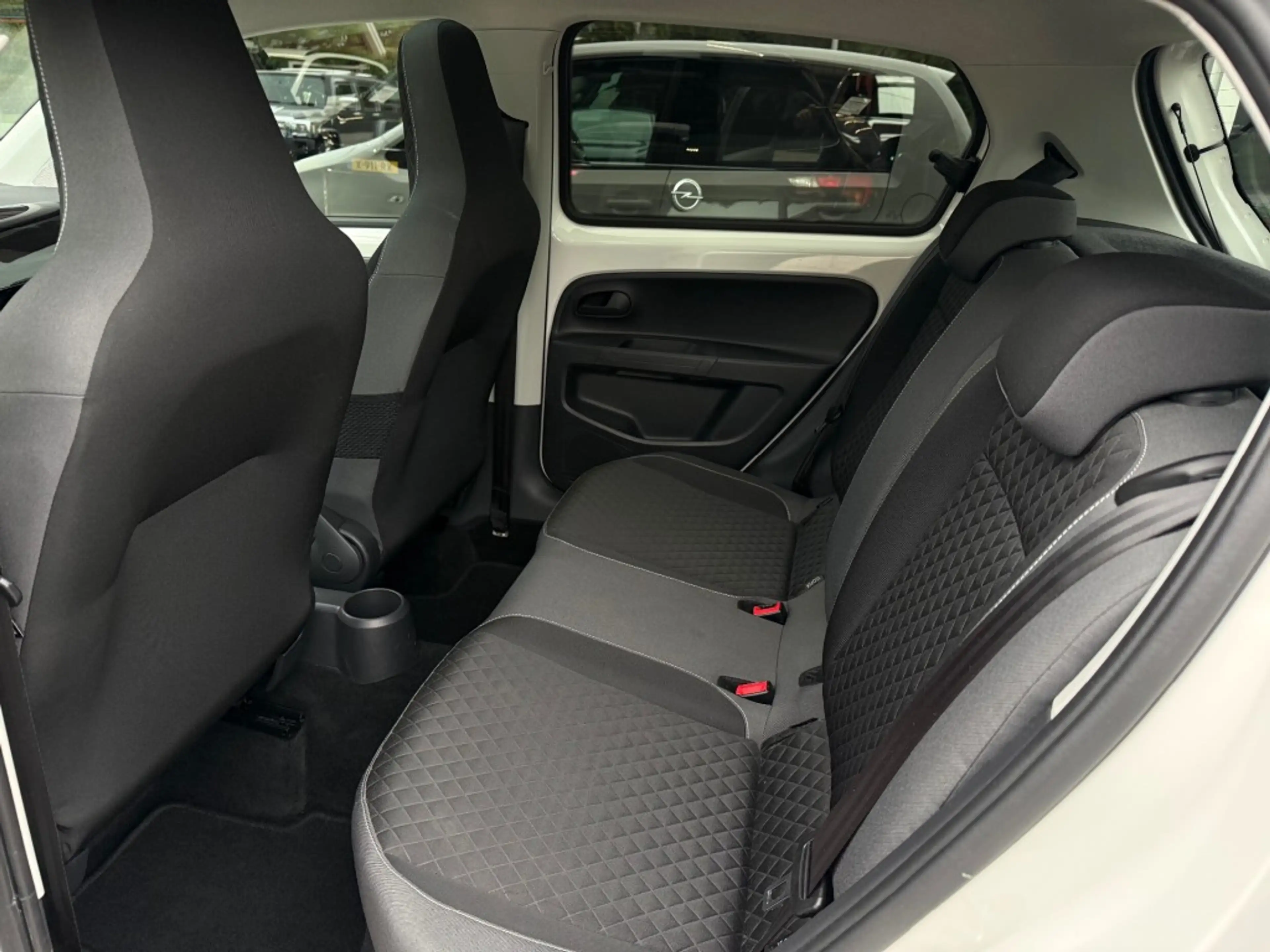 Skoda Citigo 1.0 Greentech Ambition - Pano Cruise Airco Bluetoo — photo 17