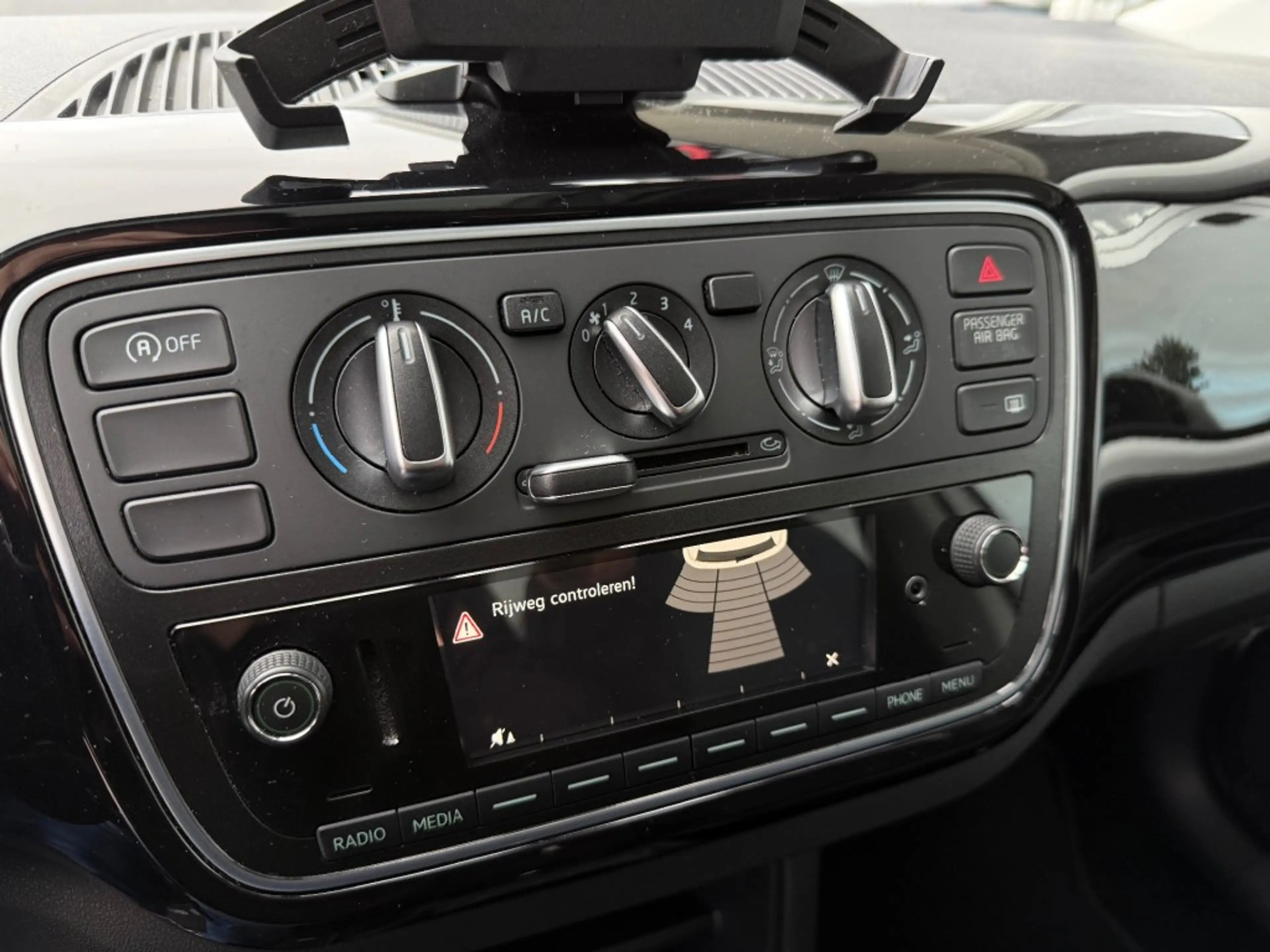 Skoda Citigo 1.0 Greentech Ambition - Pano Cruise Airco Bluetoo — photo 9