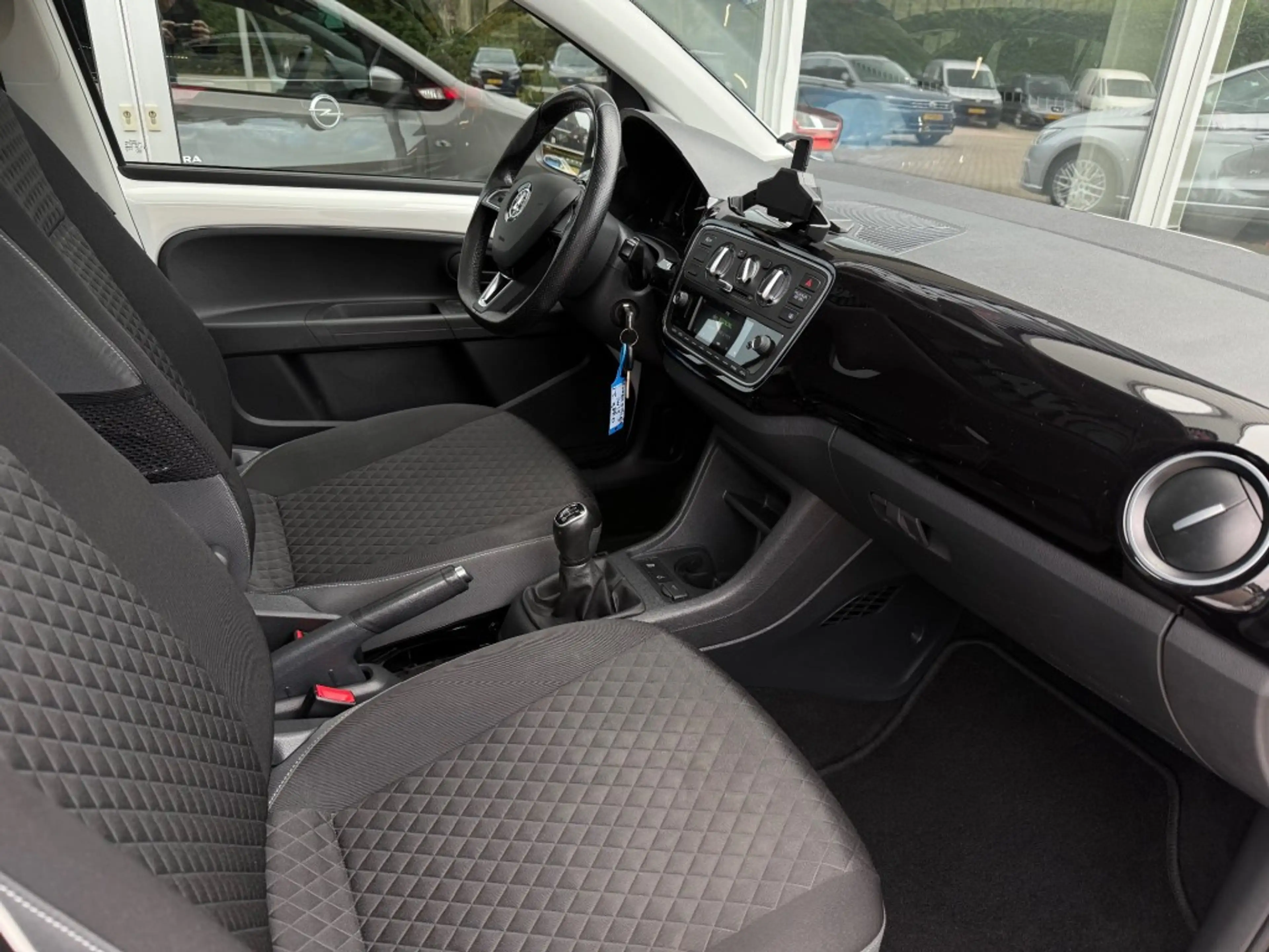 Skoda Citigo 1.0 Greentech Ambition - Pano Cruise Airco Bluetoo — photo 19