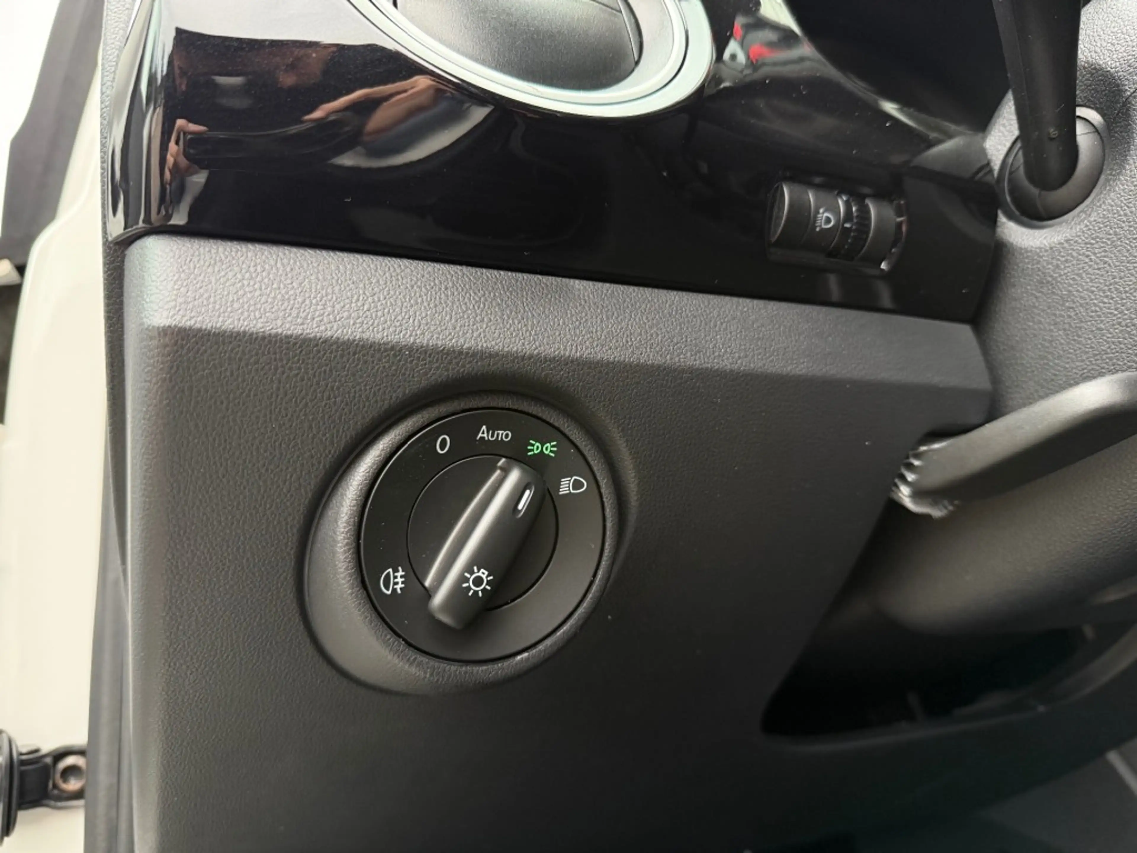 Skoda Citigo 1.0 Greentech Ambition - Pano Cruise Airco Bluetoo — photo 27