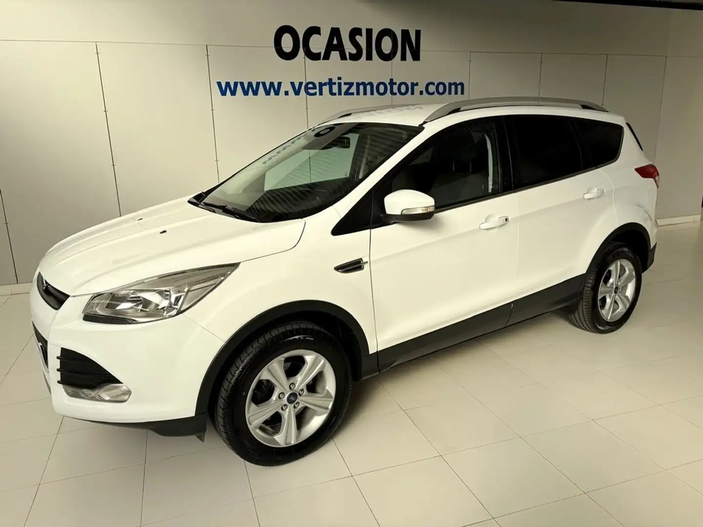 Ford Kuga 1.5 EcoBoost 120 A-S-S 4x2 Trend Blanco - 1