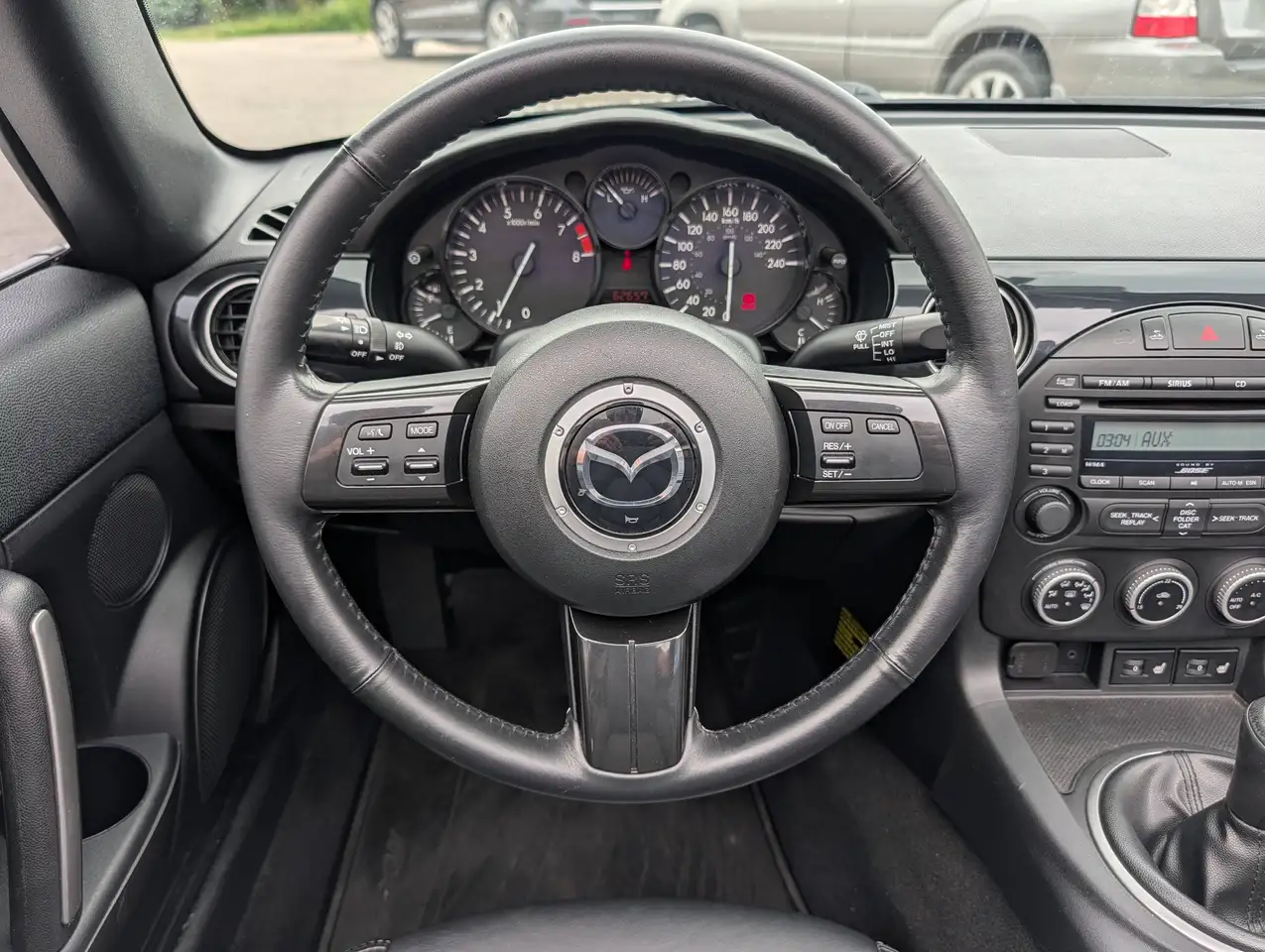 Mazda MX-5 Miata снимка Mazda MX-5 Miata
