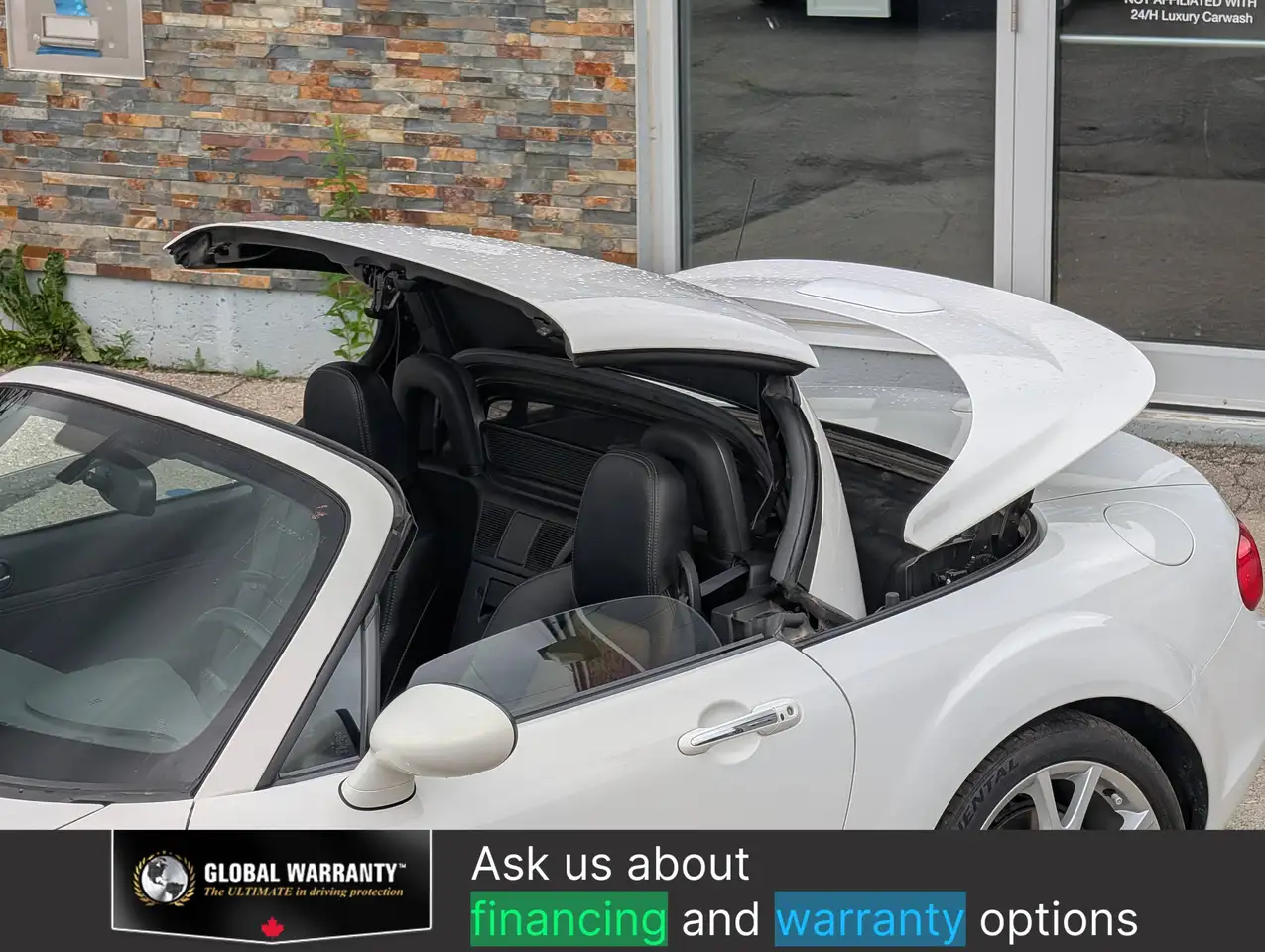 Mazda MX-5 Miata снимка Mazda MX-5 Miata