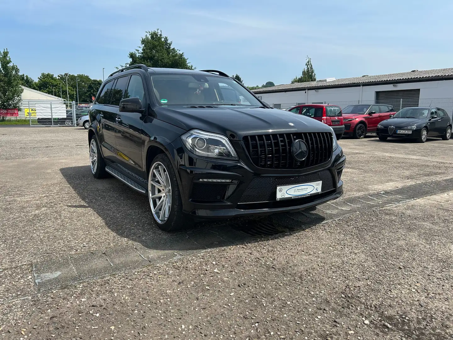 Mercedes-Benz GL 350 GL 350 BlueTec 4Matic (166.824) 2.Hand KUNDENAUFT. Schwarz - 1