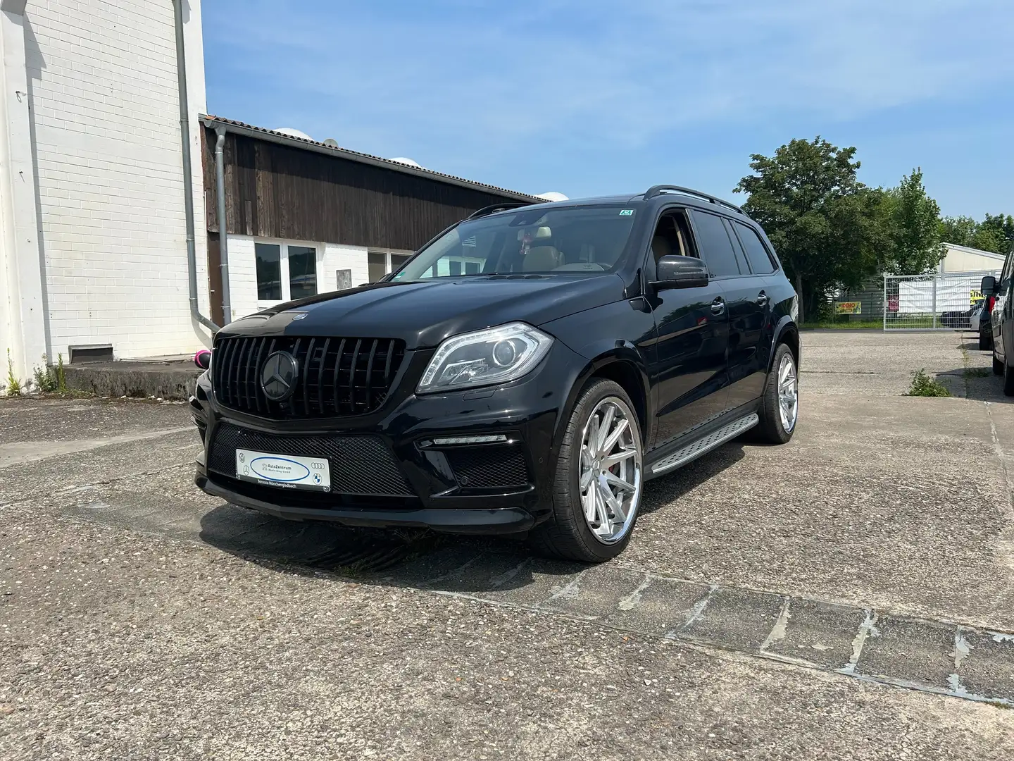Mercedes-Benz GL 350 GL 350 BlueTec 4Matic (166.824) 2.Hand KUNDENAUFT. Schwarz - 2