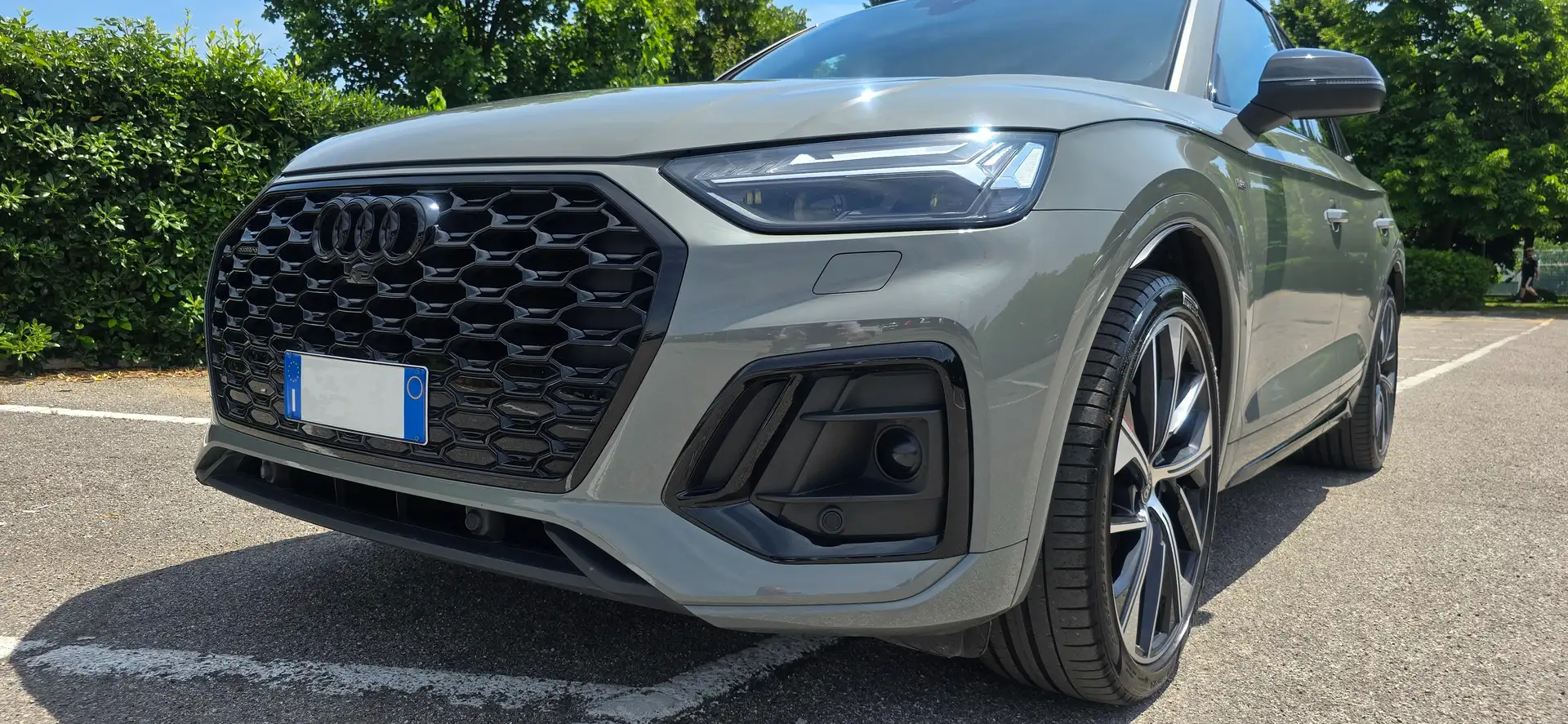 Audi Q5 Sportback 40 2.0 tdi 12v S line Plus quattro AirSu Szary - 2