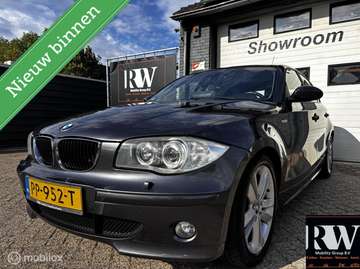1-serie 120i Executive *CRUISE*A/C*PANO*NAVI*LEDER