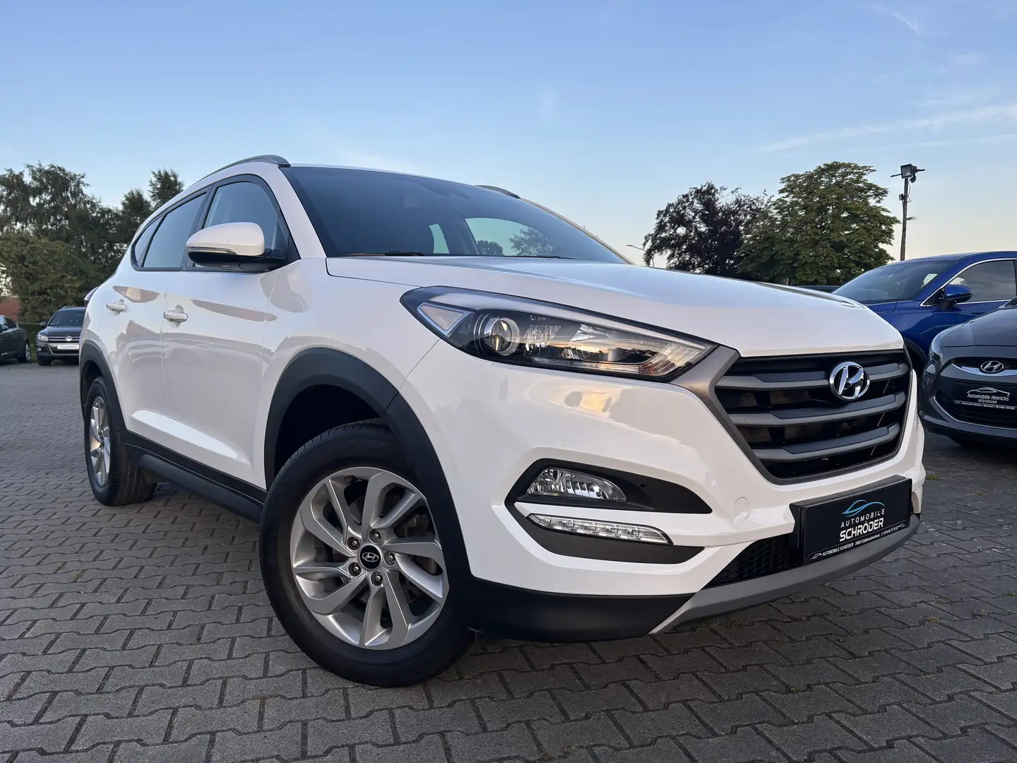 Hyundai TUCSON Tucson blue 1.6 GDi 2WD Advantage Weiß - 1