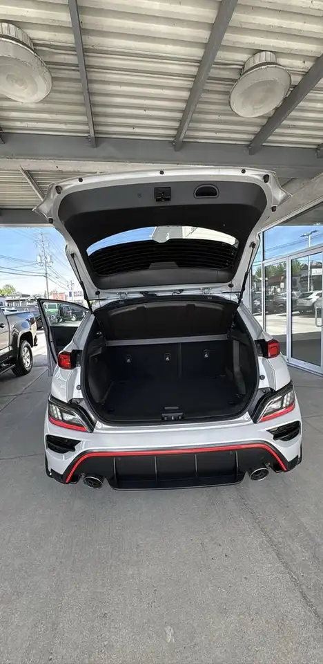 Hyundai KONA снимка Hyundai KONA