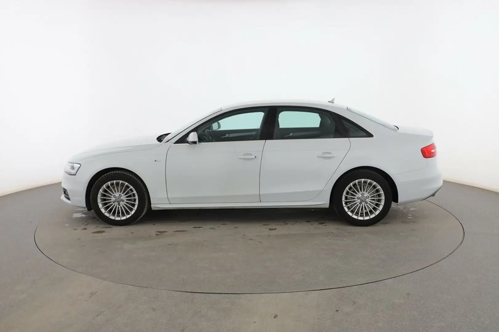 Audi A4 2.0TDI 90kW Bianco - 2
