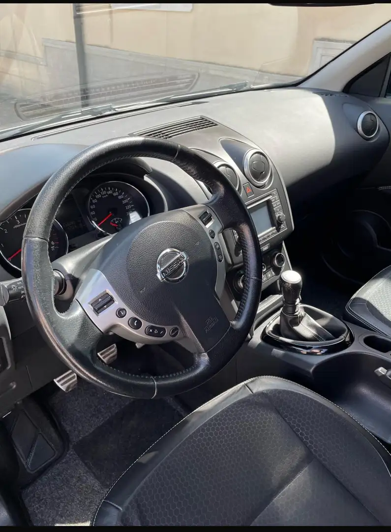 Nissan Qashqai 1.6 d - 2