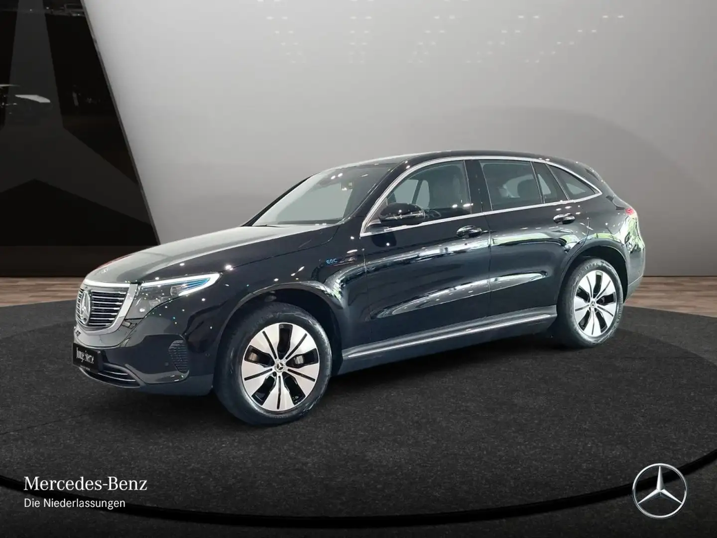Mercedes-Benz EQC 400 4M MULTIBEAM+KAMERA+HUD+KEYLESS Schwarz - 2