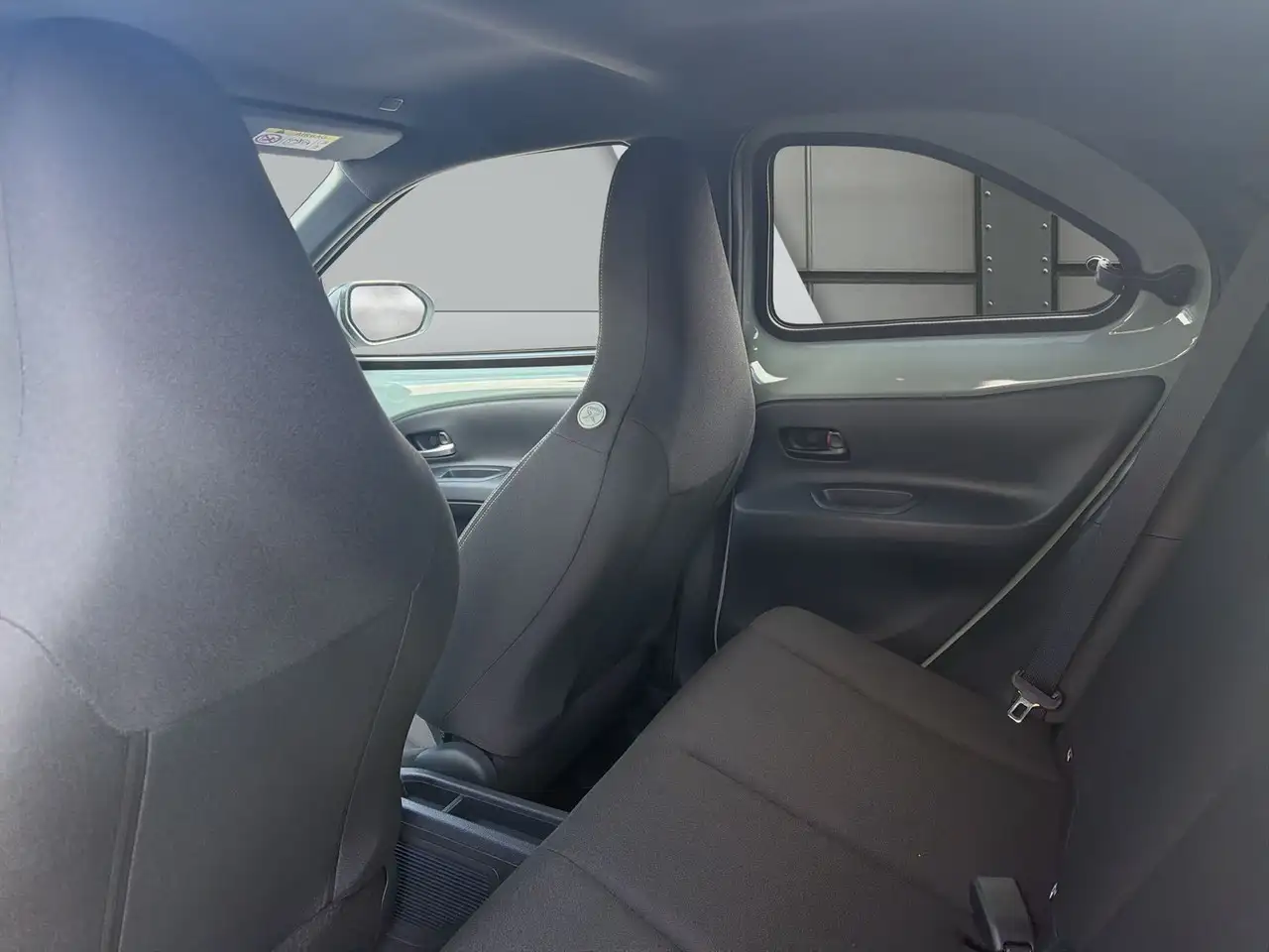 Toyota Aygo X 1.5 HYBRID TEAMPLAYER KLIMA*SITZHZ*KAMERA Klima 11