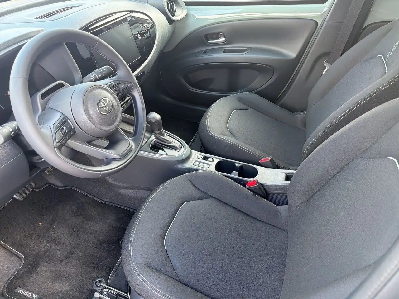 Toyota Aygo X 1.5 HYBRID TEAMPLAYER KLIMA*SITZHZ*KAMERA Klima 10