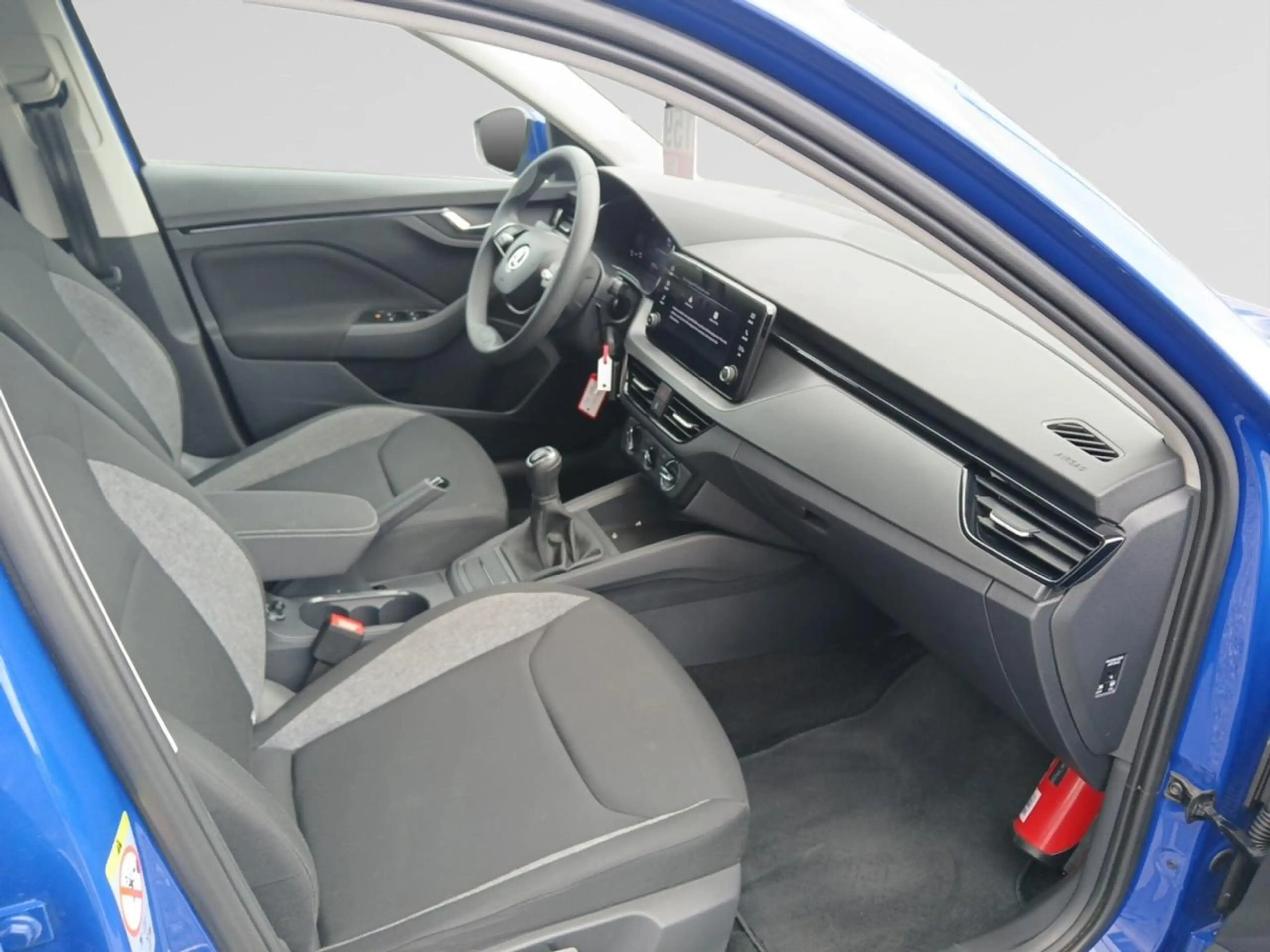Skoda Scala 1.0 TSI Essence — photo 8