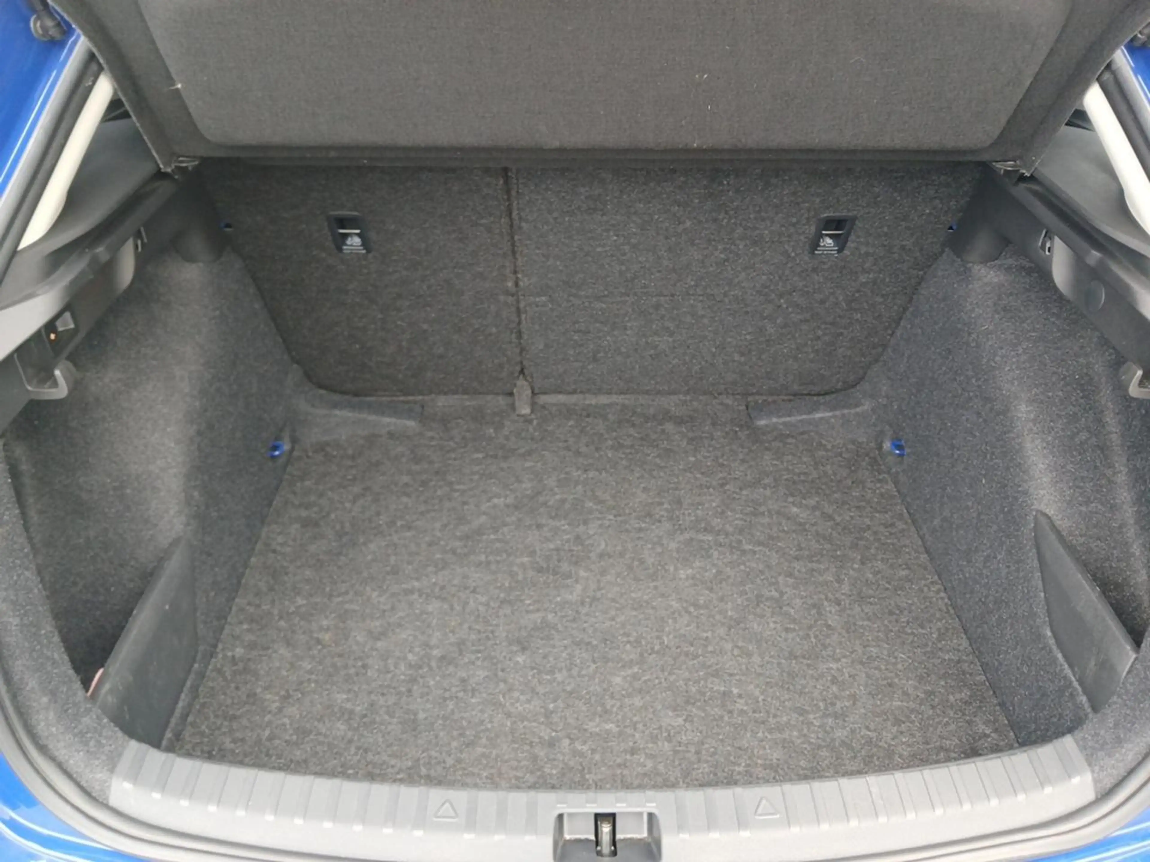 Skoda Scala 1.0 TSI Essence — photo 11