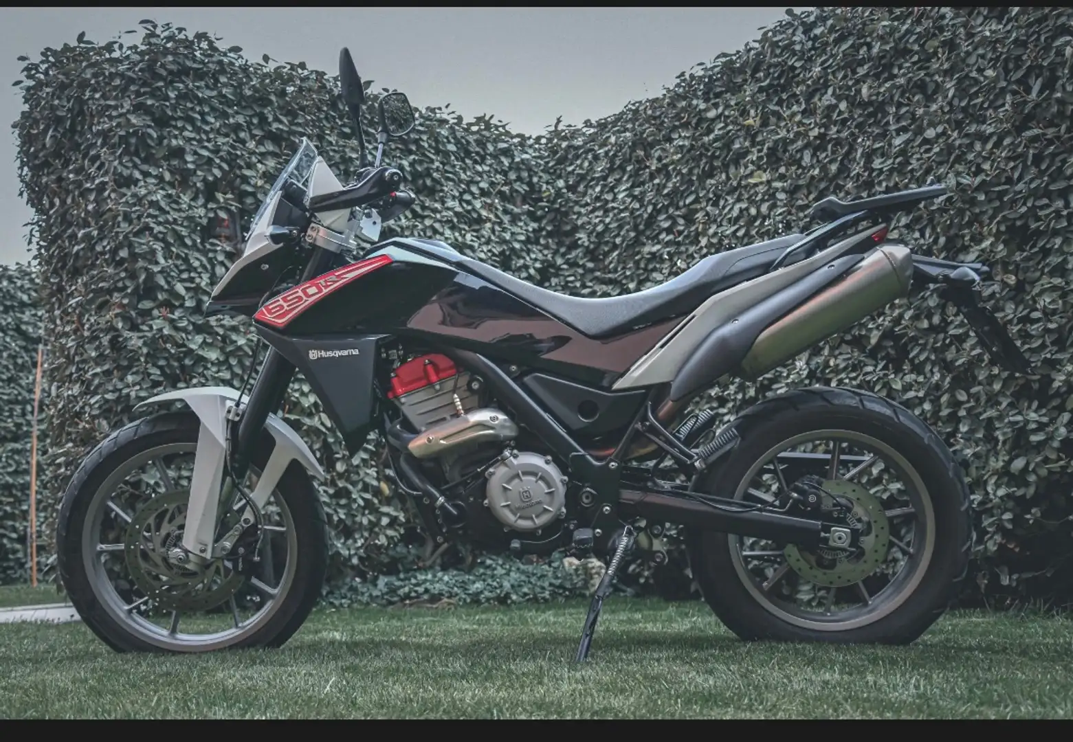 Husqvarna TR 650 Zwart - 2