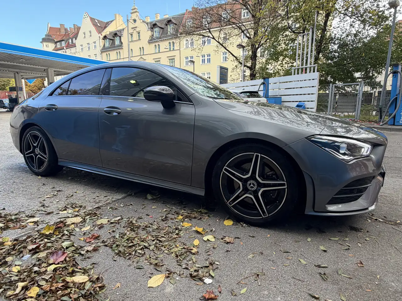 Mercedes-Benz CLA 200