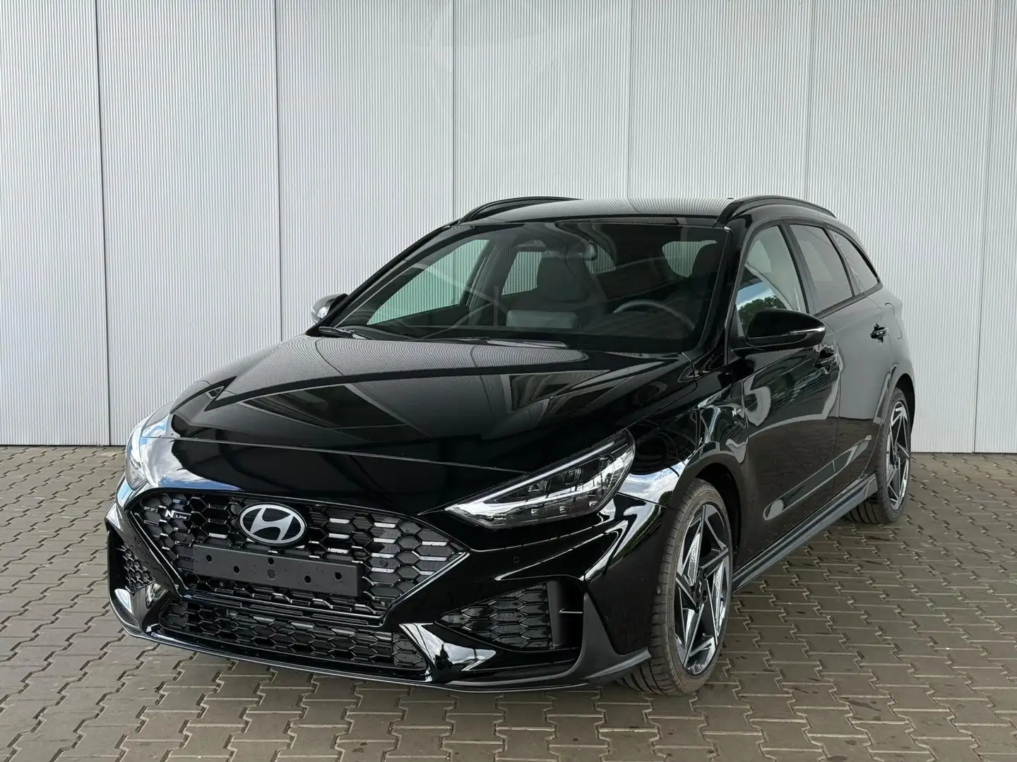 Hyundai N-LINE 1.6 T-GDi 140 PS Kombi mHEV DCT Automati... Negru - 1