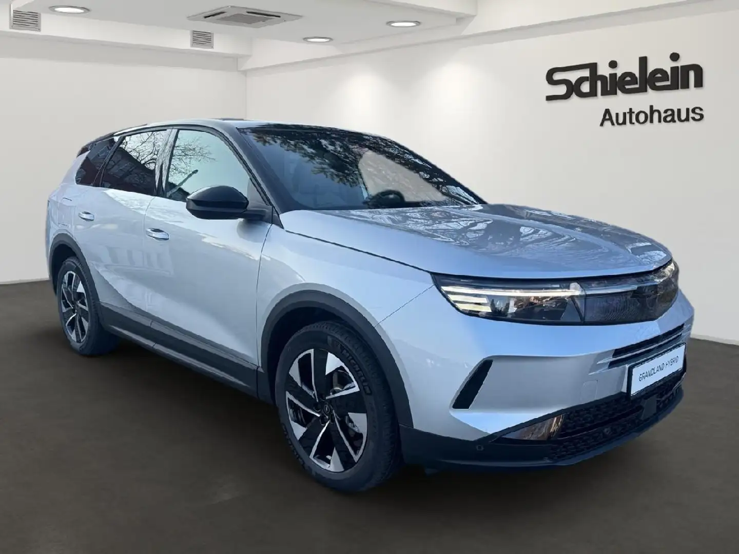 Opel 1.2 Turbo 136PS 48V Hybrid GS Gümüş rengi - 2