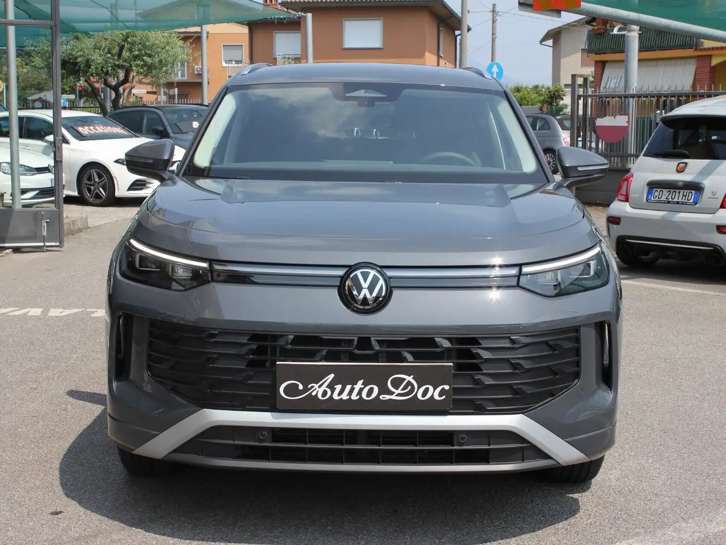 Volkswagen Tayron 1.5 eTSI ACT DSG Life 7 POSTI PRONTA CONSEGNA Grigio - 2