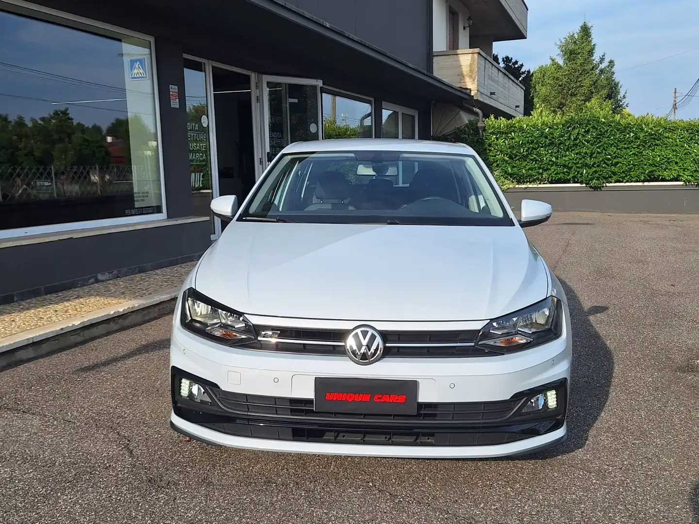 Volkswagen Polo R-LINE BIANCO GHIACCIO  5p 1.0 tgi Highline 90cv Blanco - 2