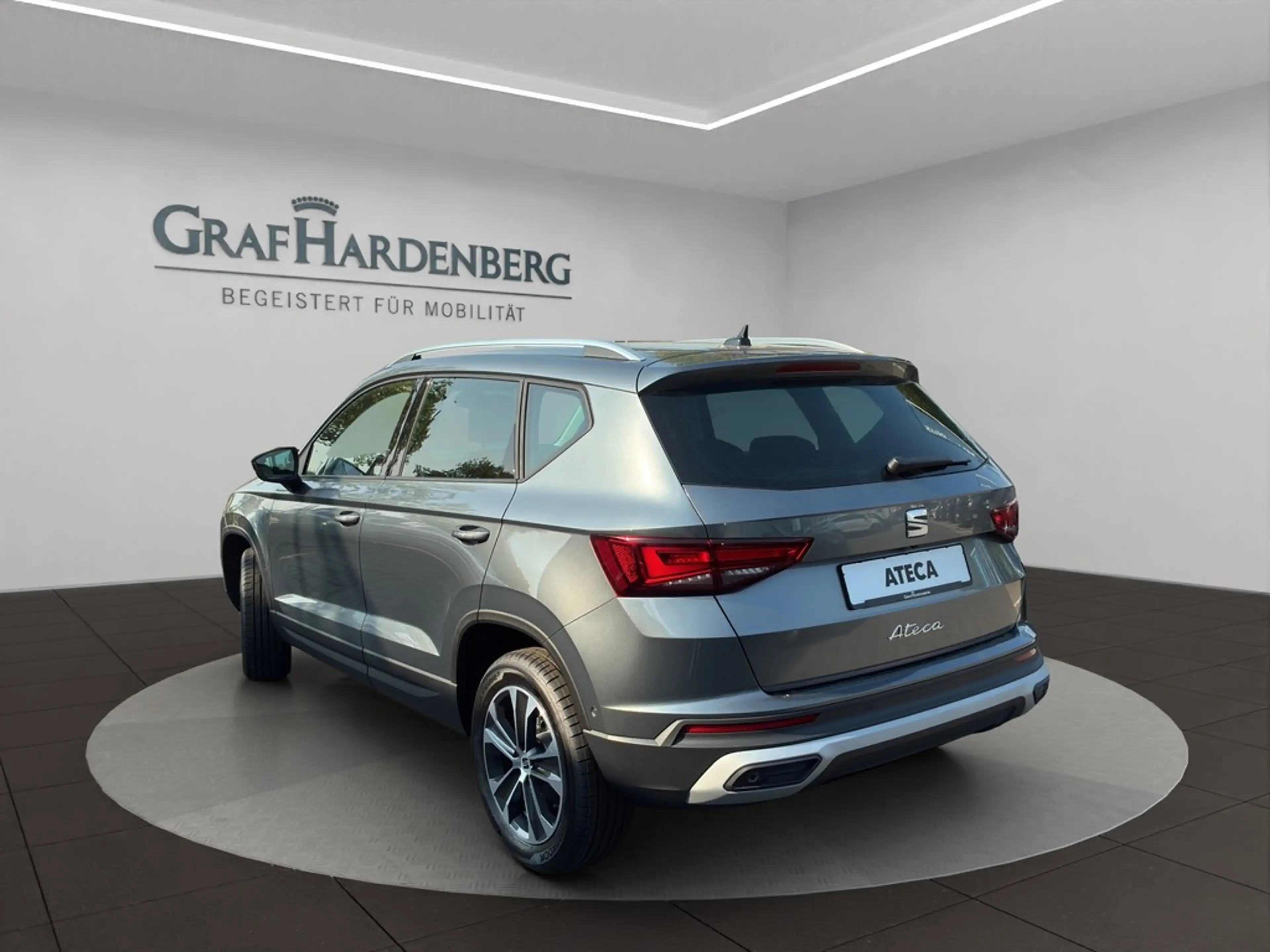SEAT Ateca Road Edition 1.5 TSI 110 kW (150 PS) 7-Gang DSG — photo 4