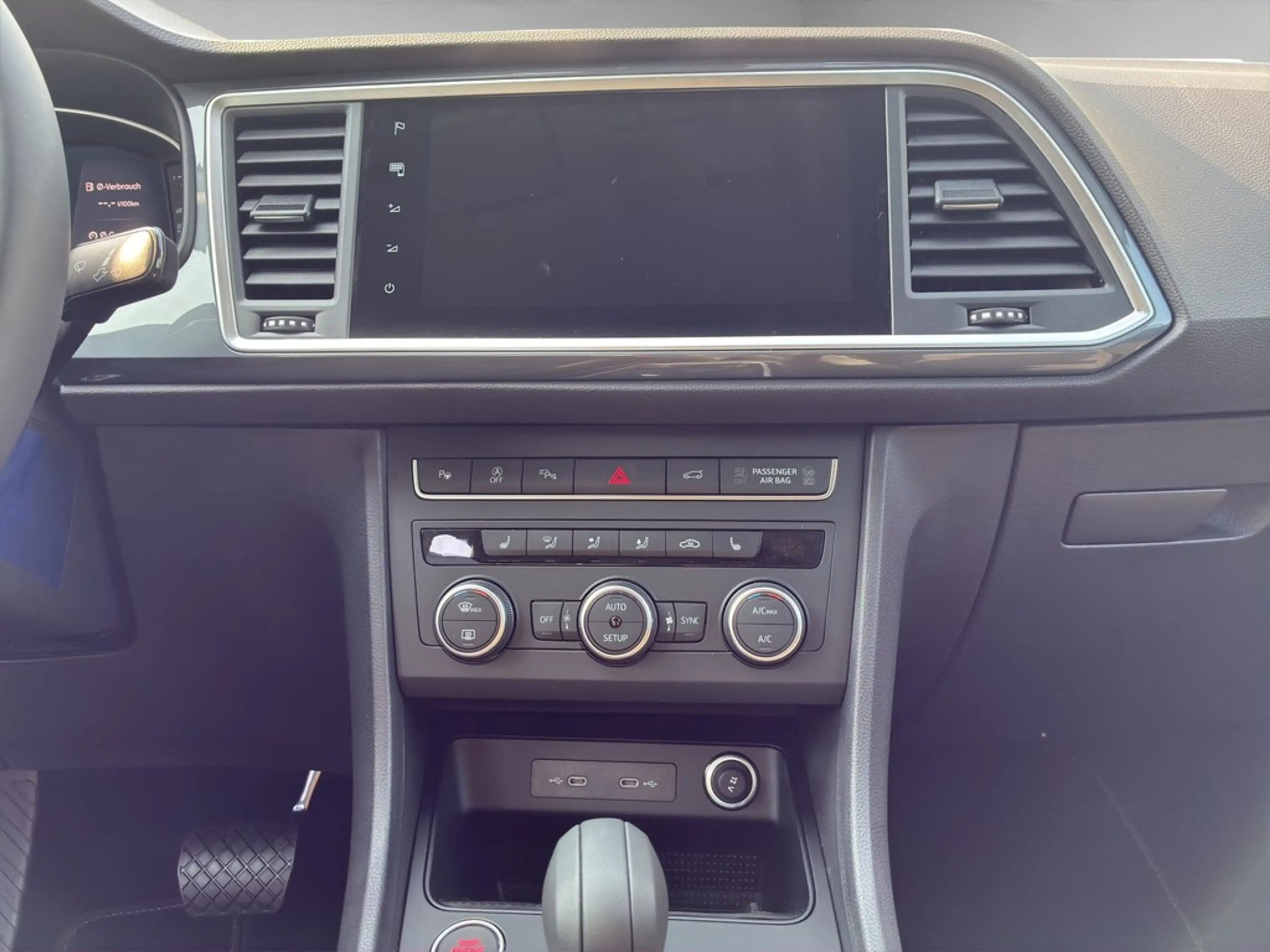 SEAT Ateca Road Edition 1.5 TSI 110 kW (150 PS) 7-Gang DSG — photo 15