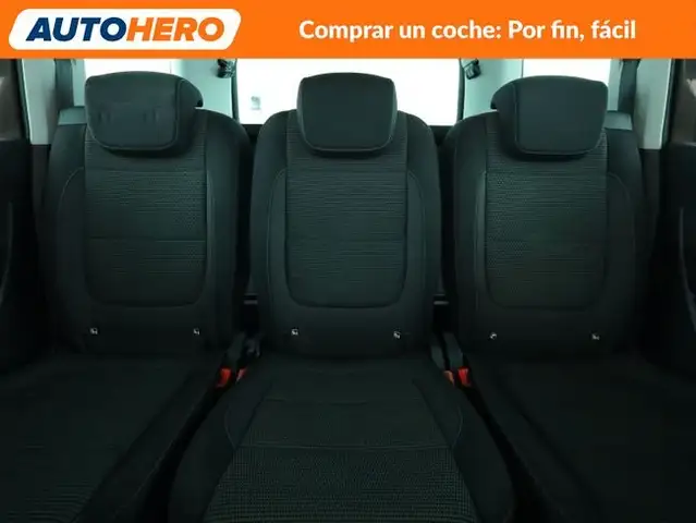 Volkswagen Sharan view 16