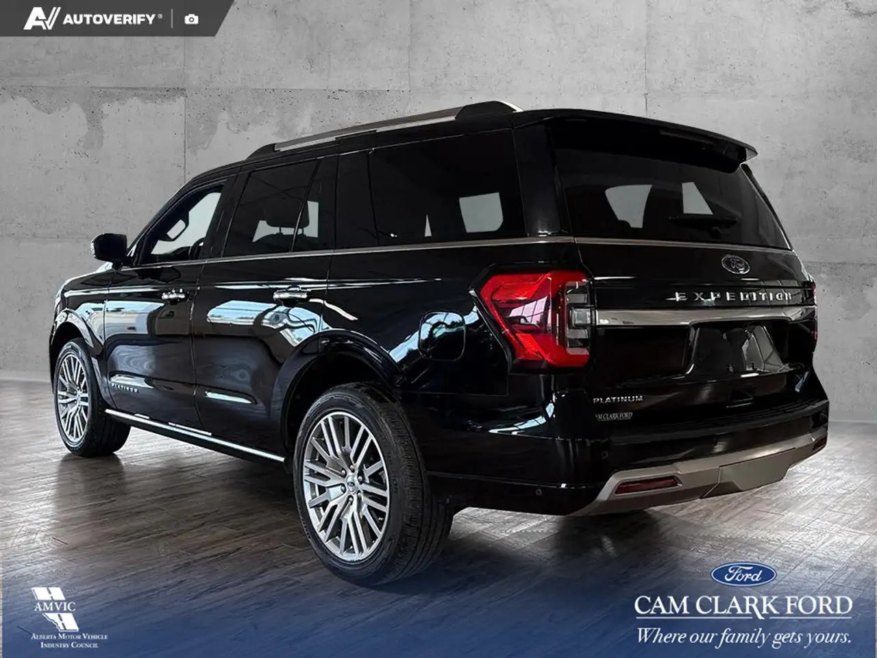 Ford Expedition снимка Ford Expedition