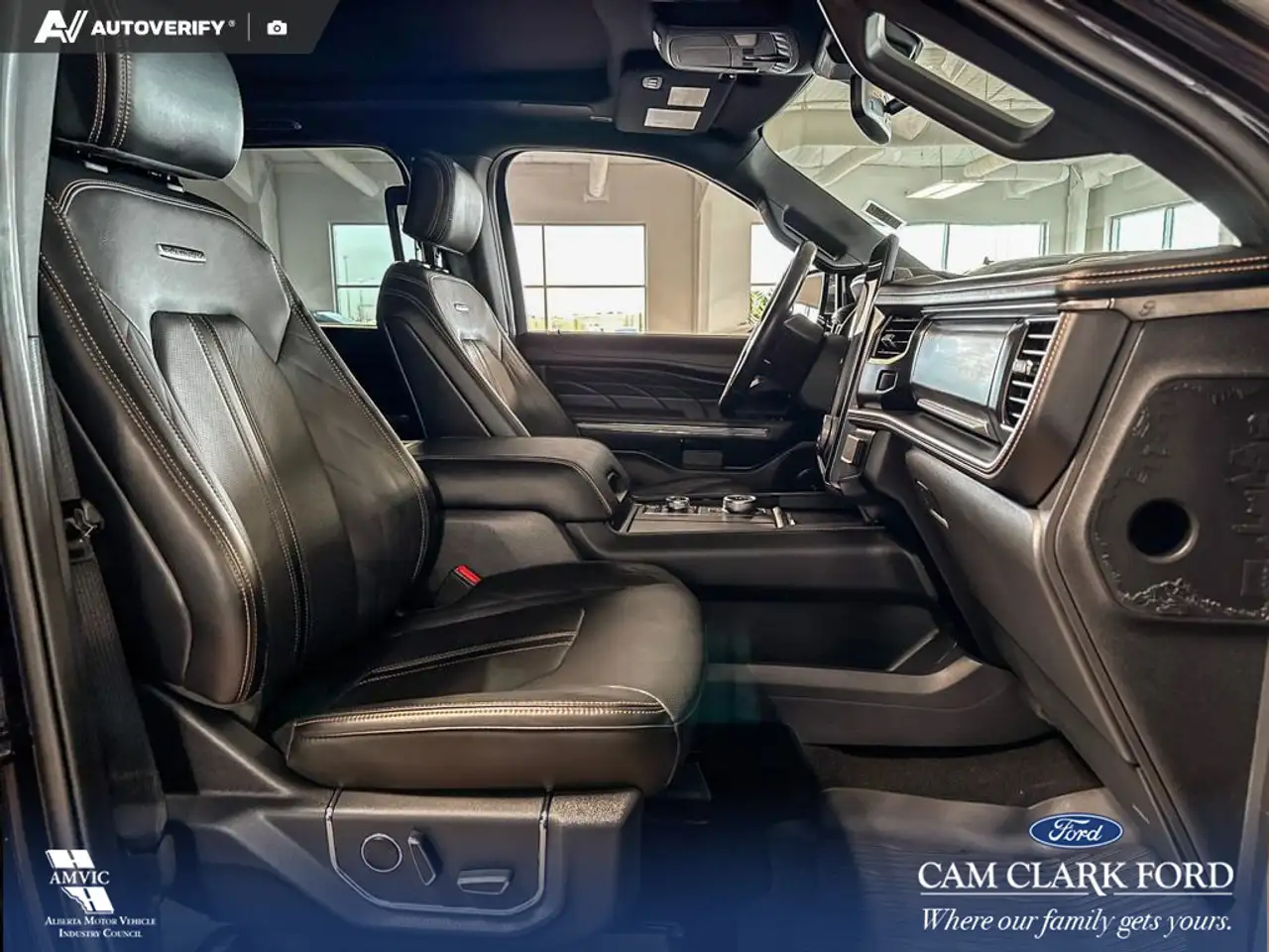 Ford Expedition снимка Ford Expedition