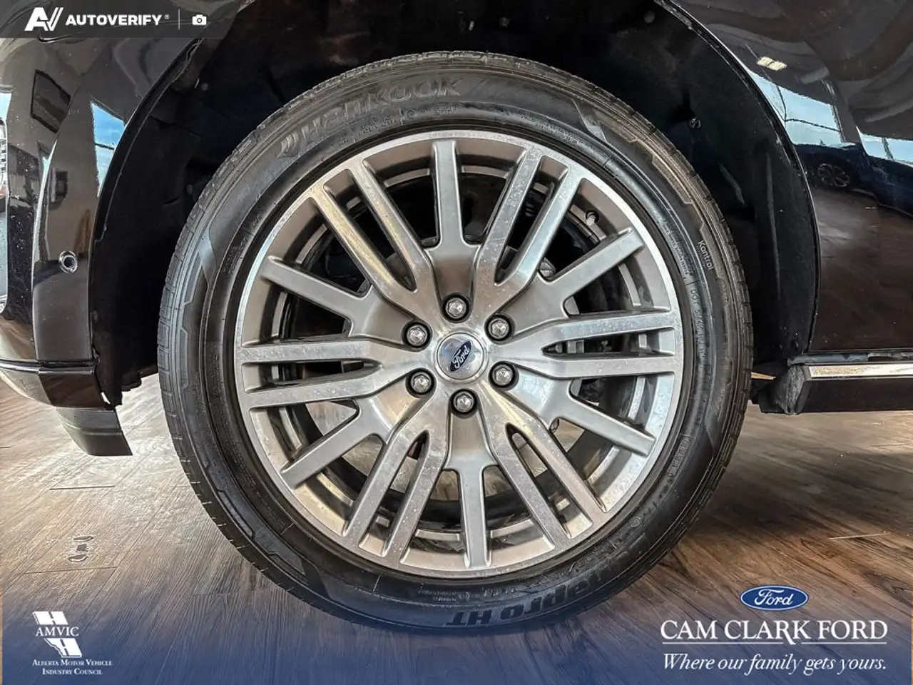 Ford Expedition снимка Ford Expedition