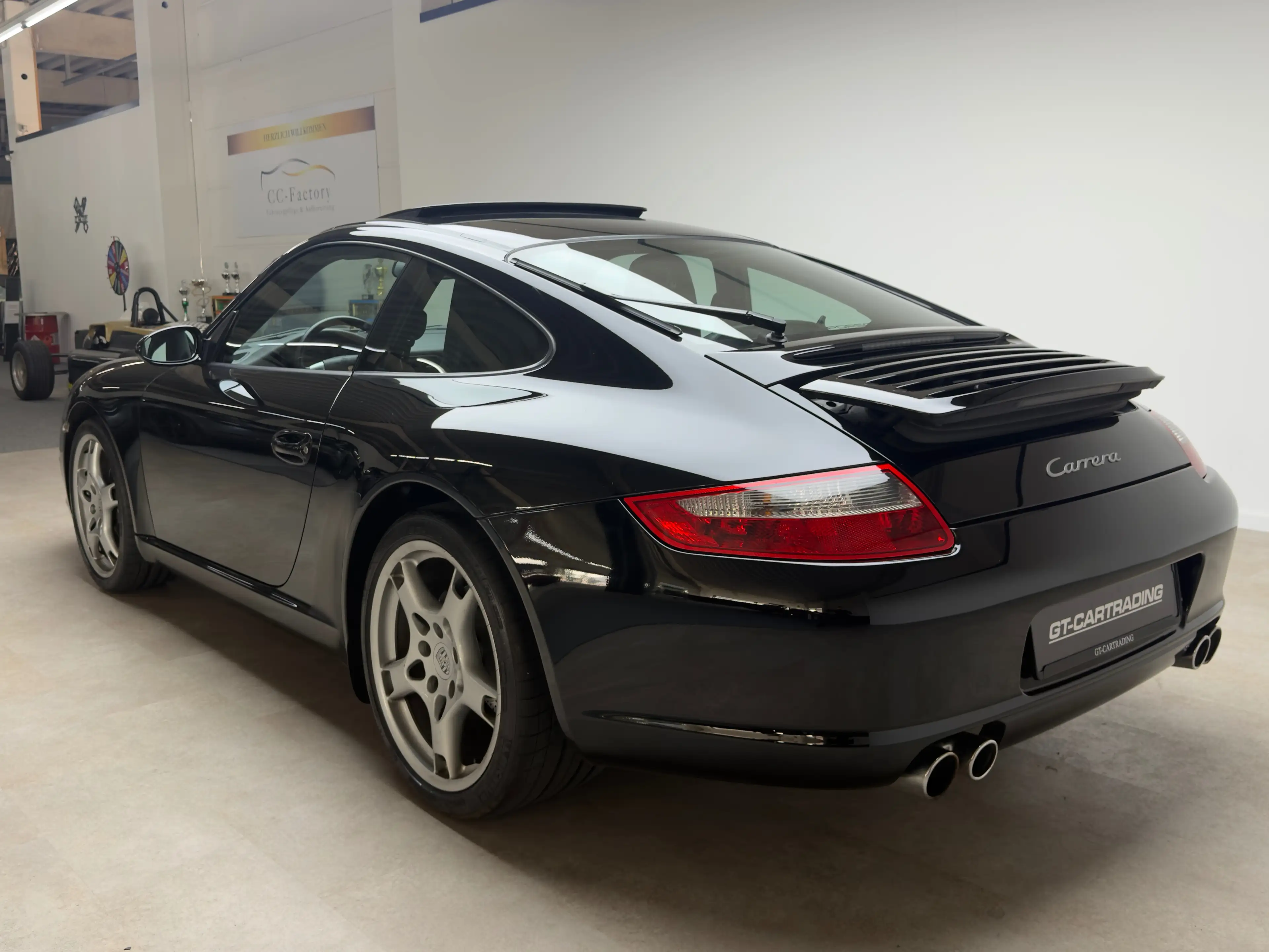 Porsche 997 Carrera, Schiebedach, Sportabgas, Top Historie — photo 7