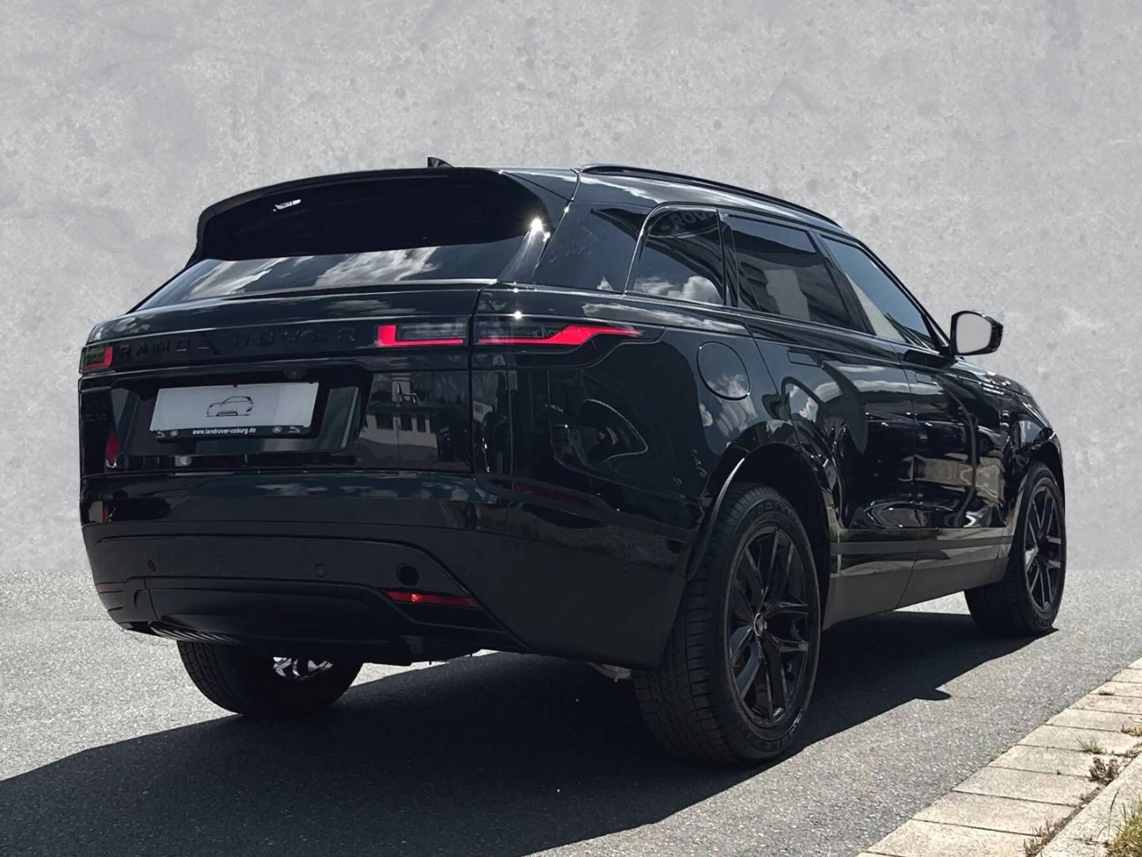 Land Rover Range Rover Velar D200 S — photo 2