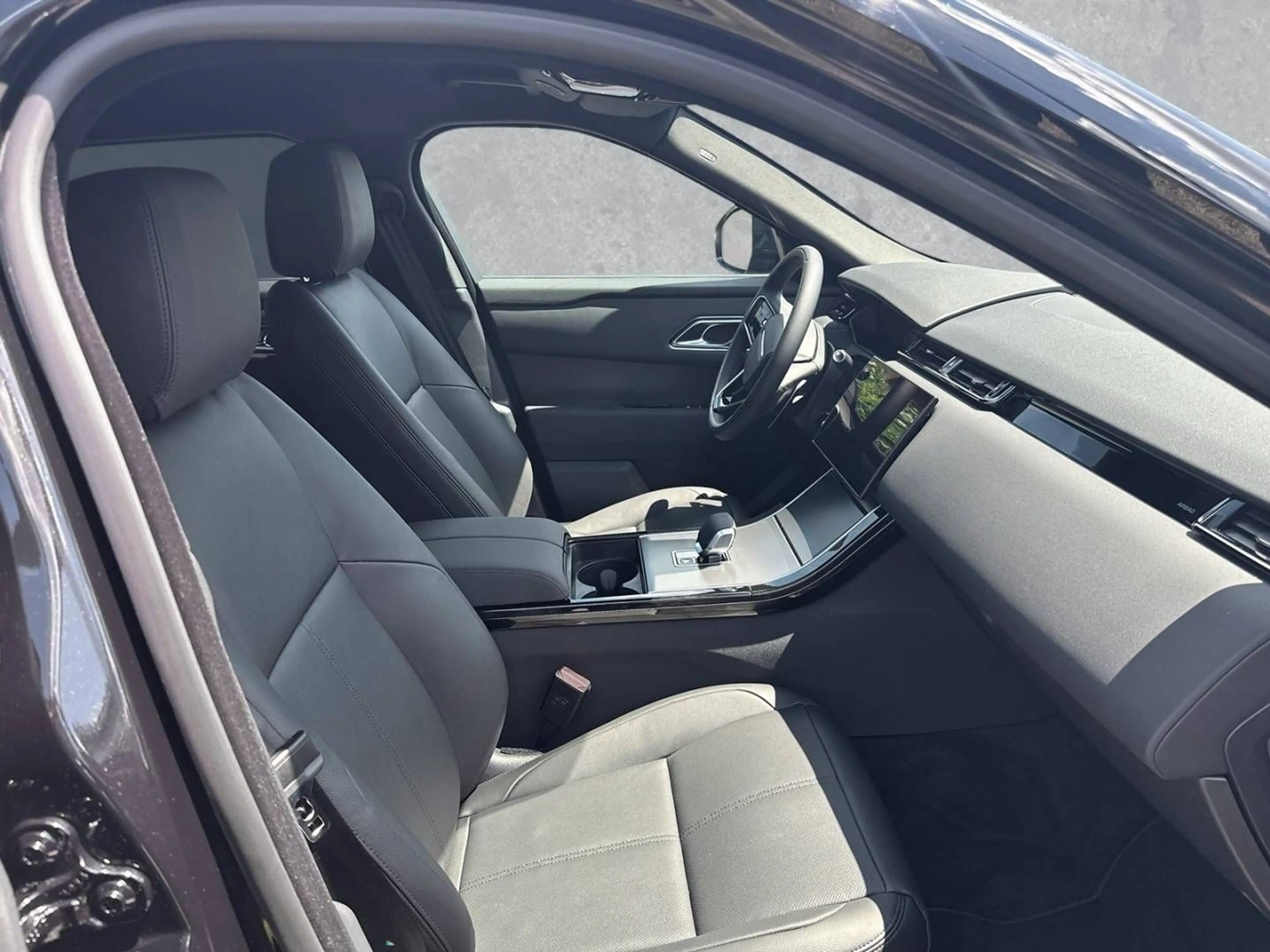 Land Rover Range Rover Velar D200 S — photo 3