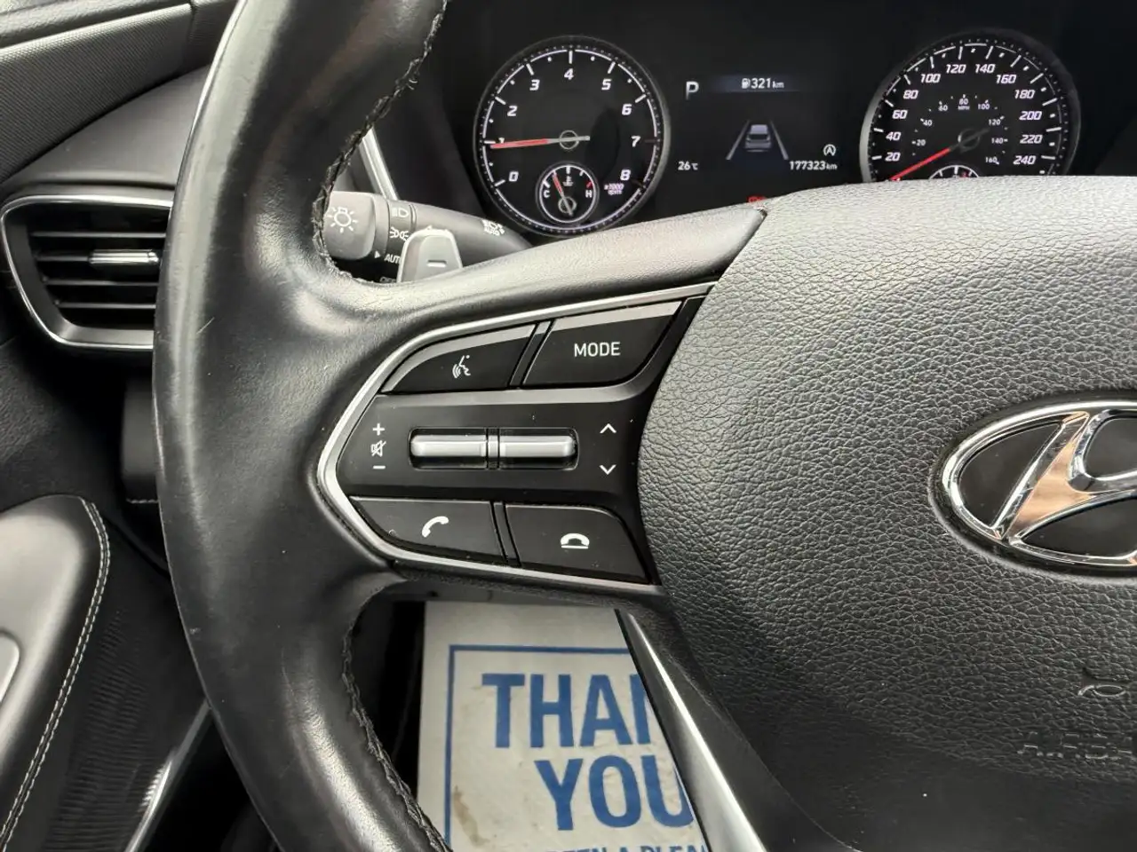Hyundai SANTA FE снимка Hyundai SANTA FE
