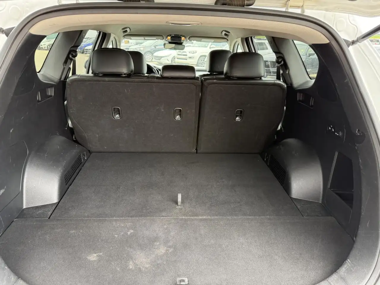 Hyundai SANTA FE снимка Hyundai SANTA FE