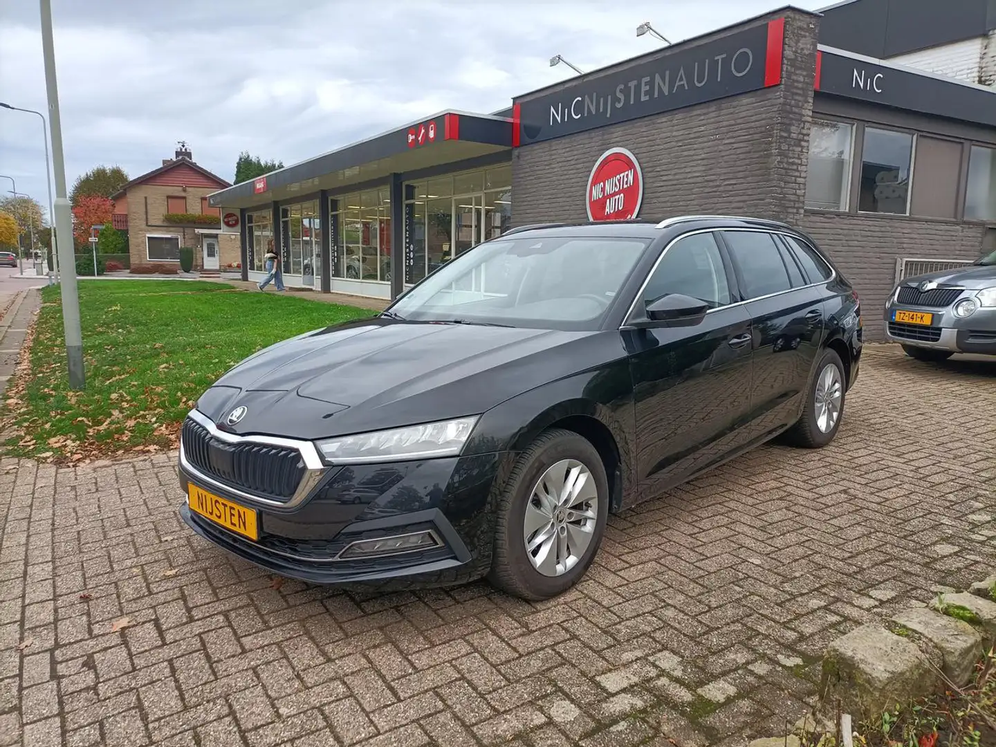 Skoda Octavia Combi 1.0 TSi Navi,Digit displ,Camera,Cruise Zwart - 1