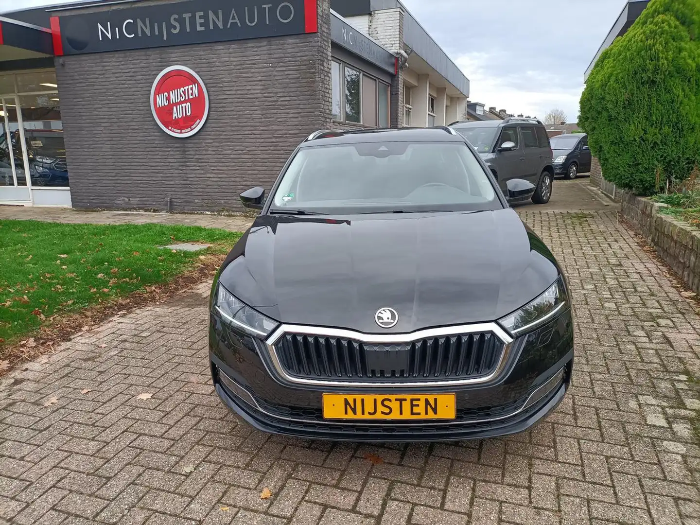 Skoda Octavia Combi 1.0 TSi Navi,Digit displ,Camera,Cruise Zwart - 2
