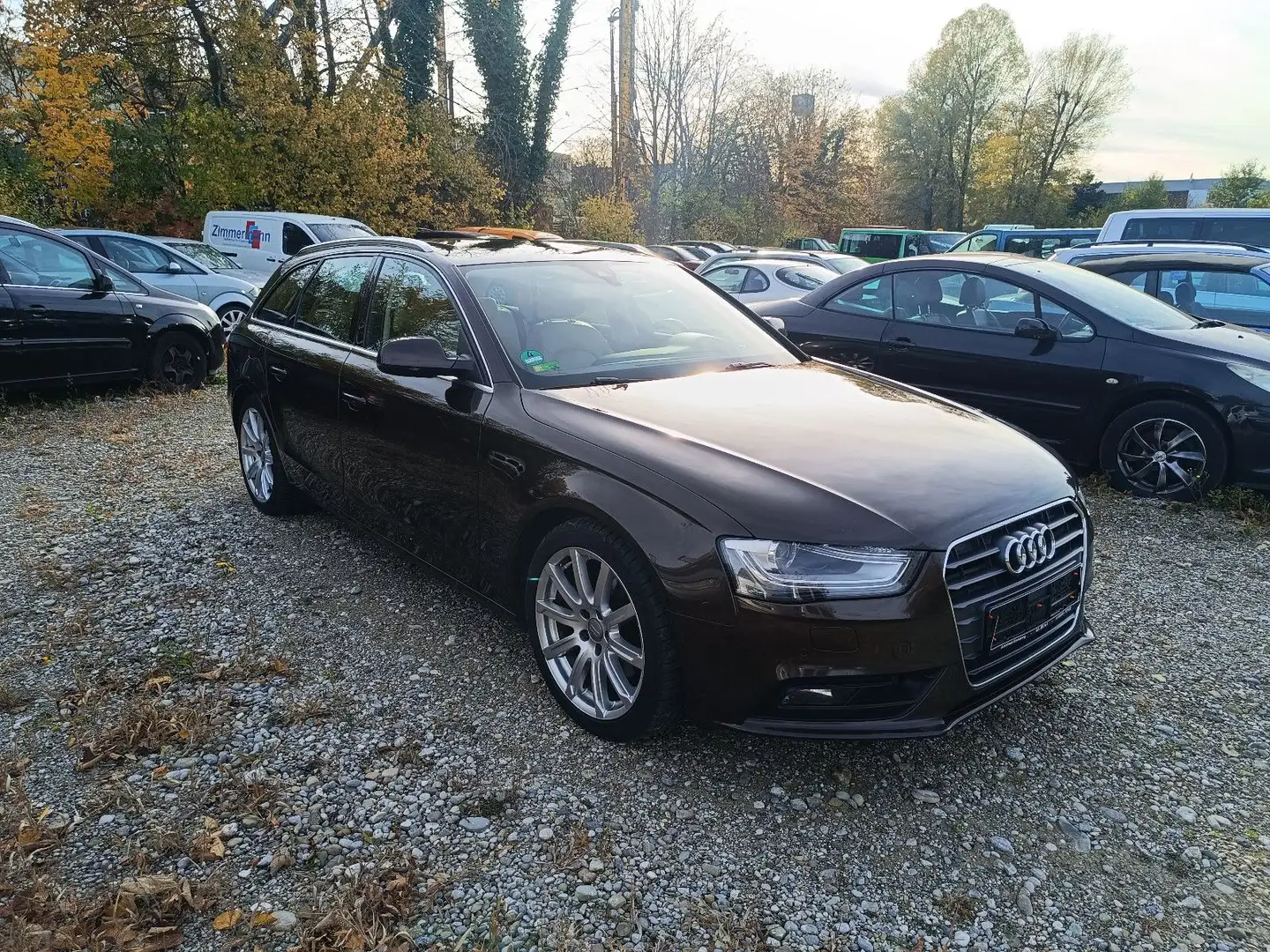 Audi A4 Avant 2.0 16 V TDI "224700 km*AHK*voll Braun - 2