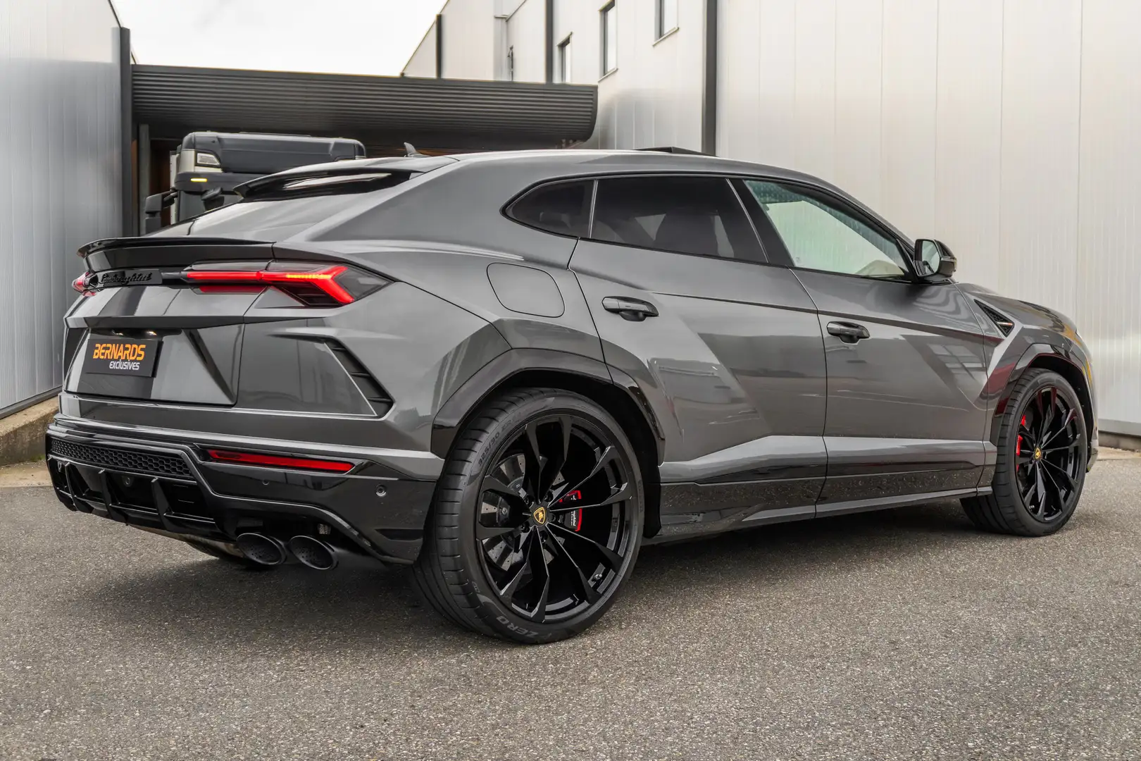 Lamborghini Urus - Grigio Lynx - Adv. B&O - Panorama - HUD - Massag Grijs - 2