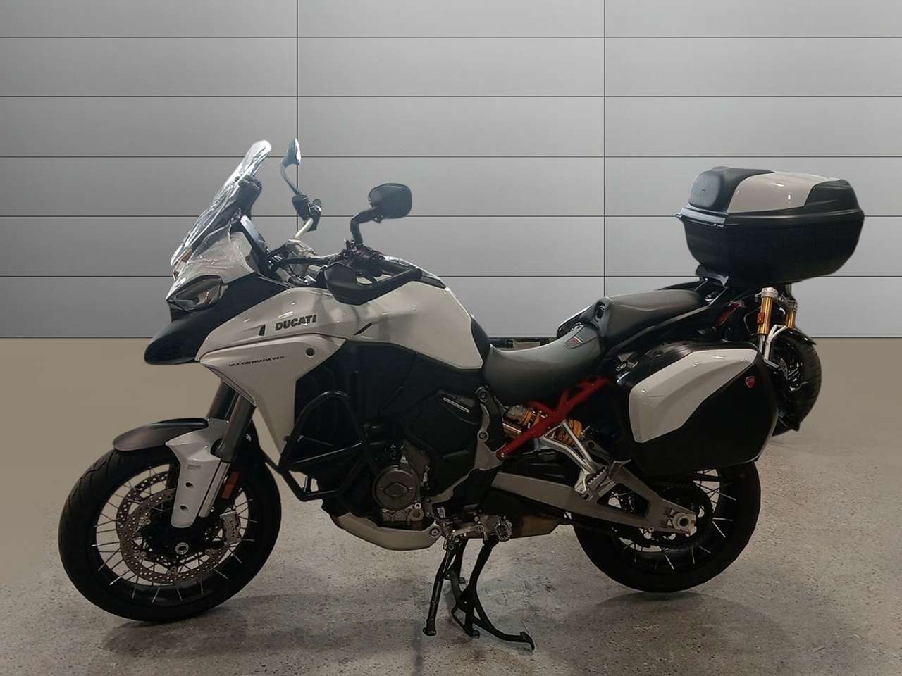Ducati Others V4 1160 S Radar Iceberg White raggi