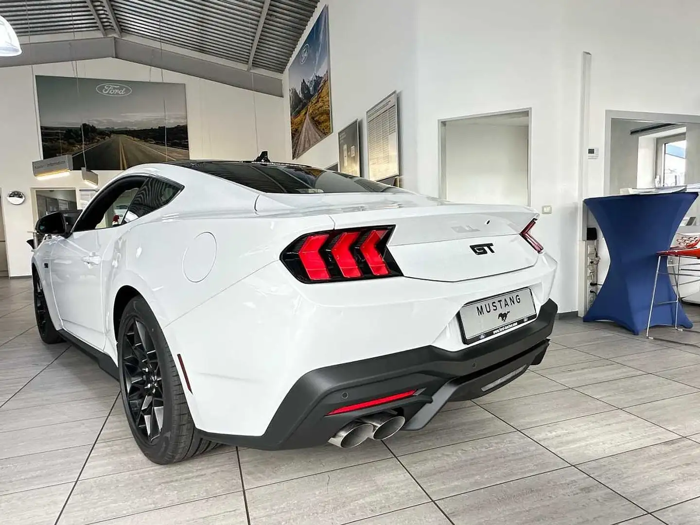 Ford Mustang Fastback 5.0 V8 Aut. GT MagneRide*Brembo Weiß - 2