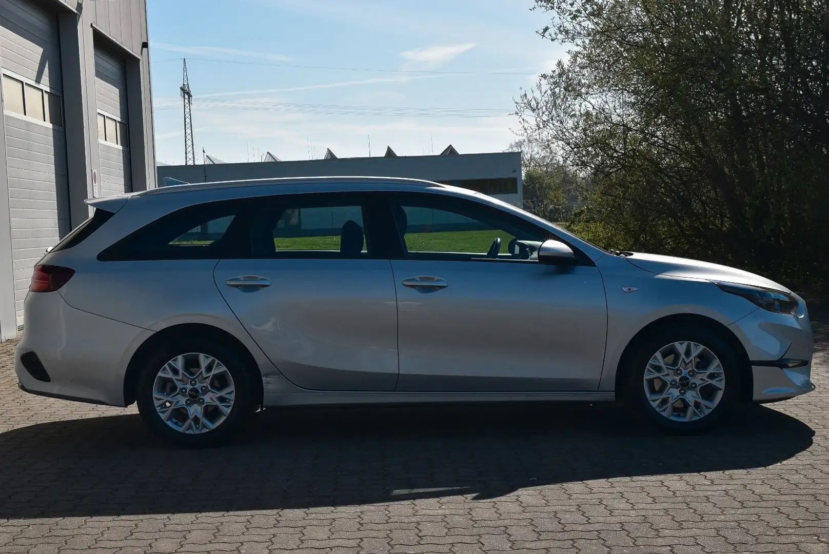 Kia Ceed SW / cee'd SW cee'd Sportswagon 1. Hand/SHZ Silber - 2